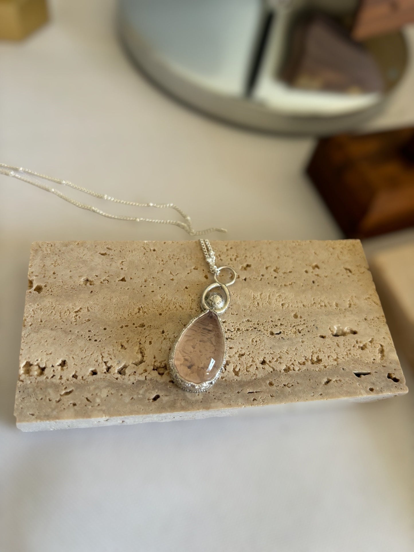 Natural Rose quartz oval crystal clear necklace 925 sterling silver