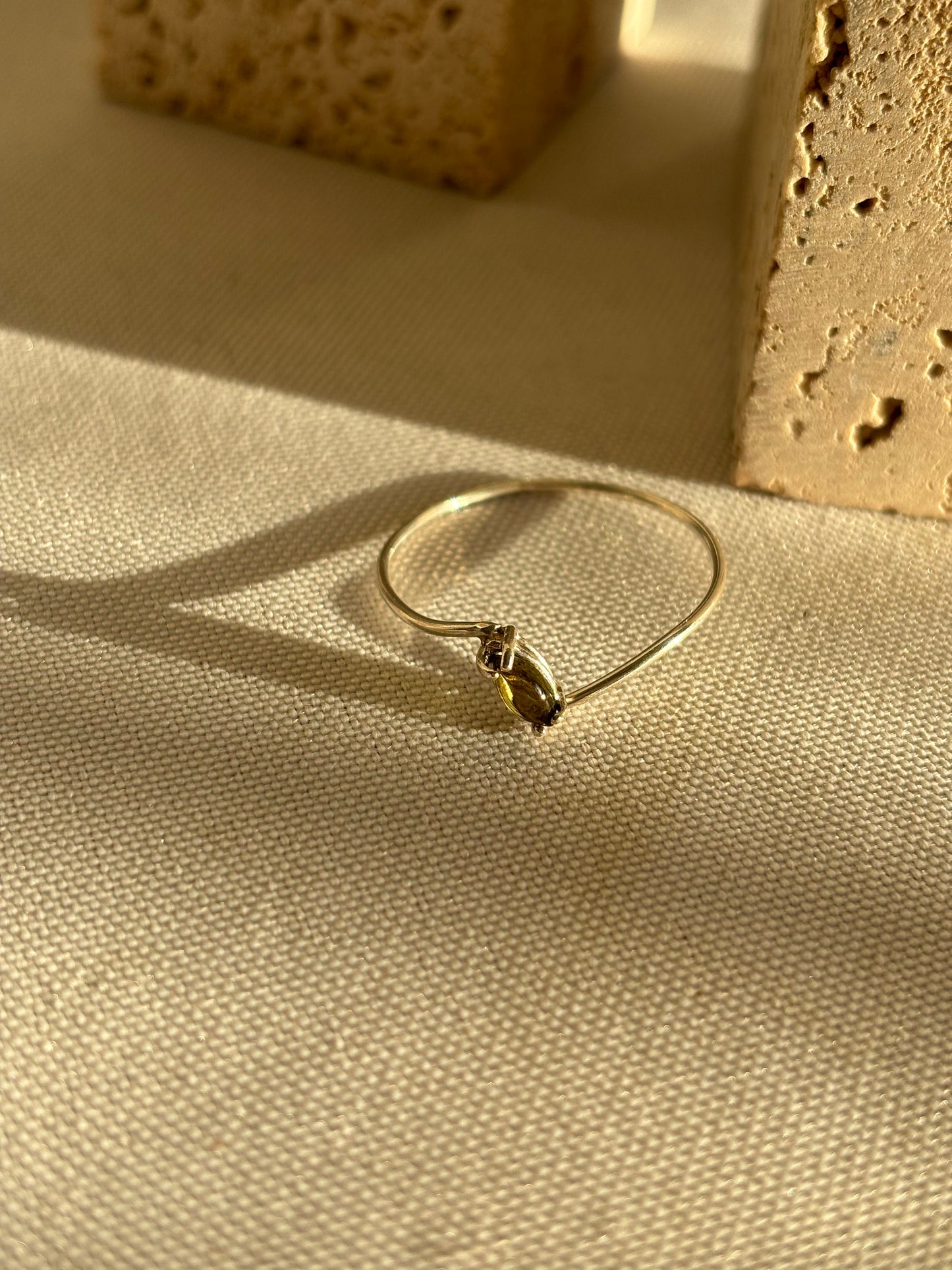 Elegant marquise olive green peridot ring 925 sterling silver