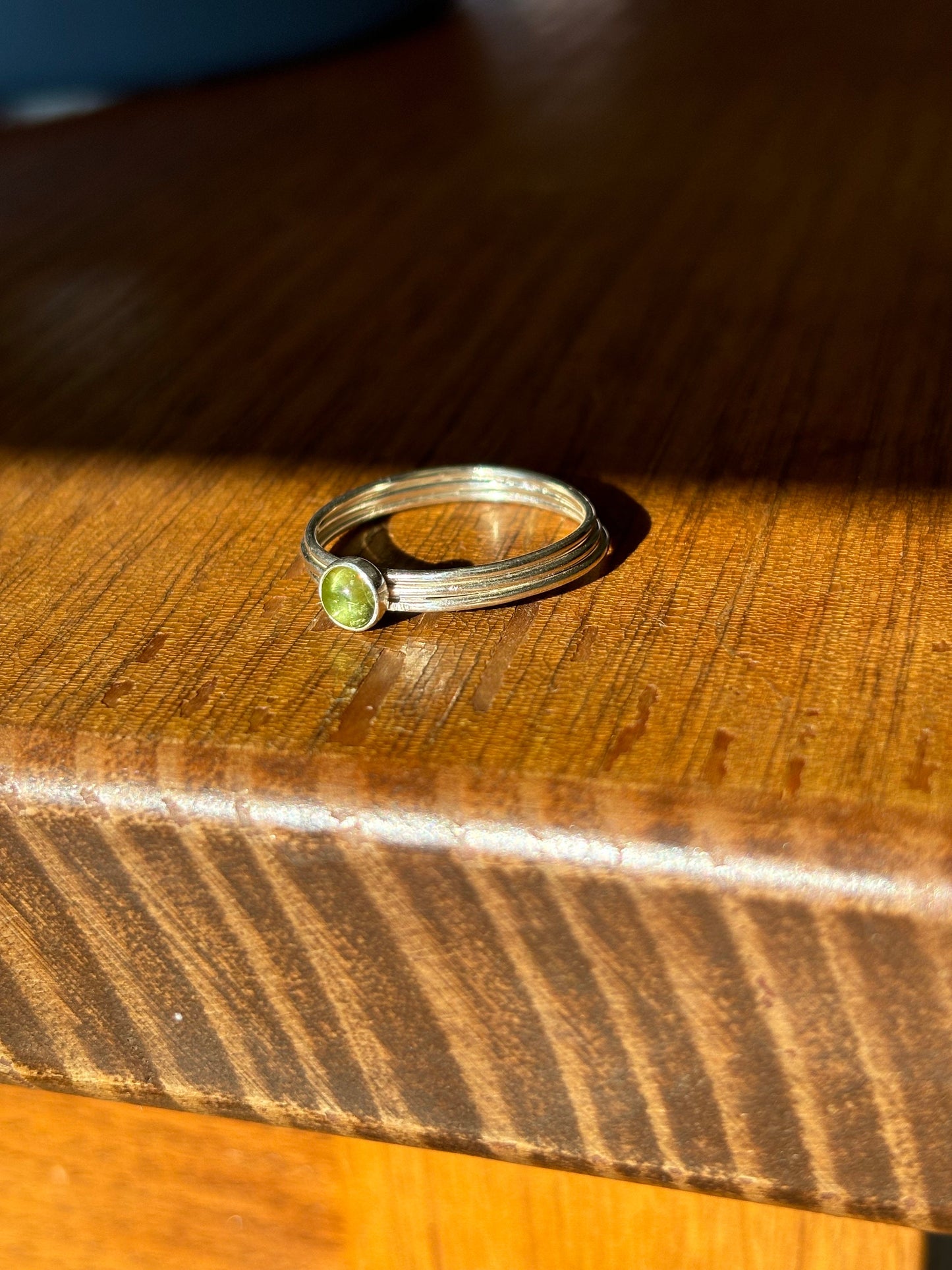 Everyday peridot with excellent green hues 925 sterling silver ring