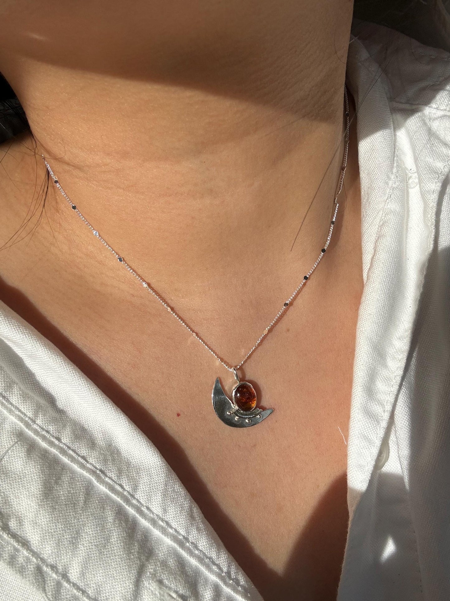 Moon and starts inspired natural amber 925 sterling silver pendent necklace
