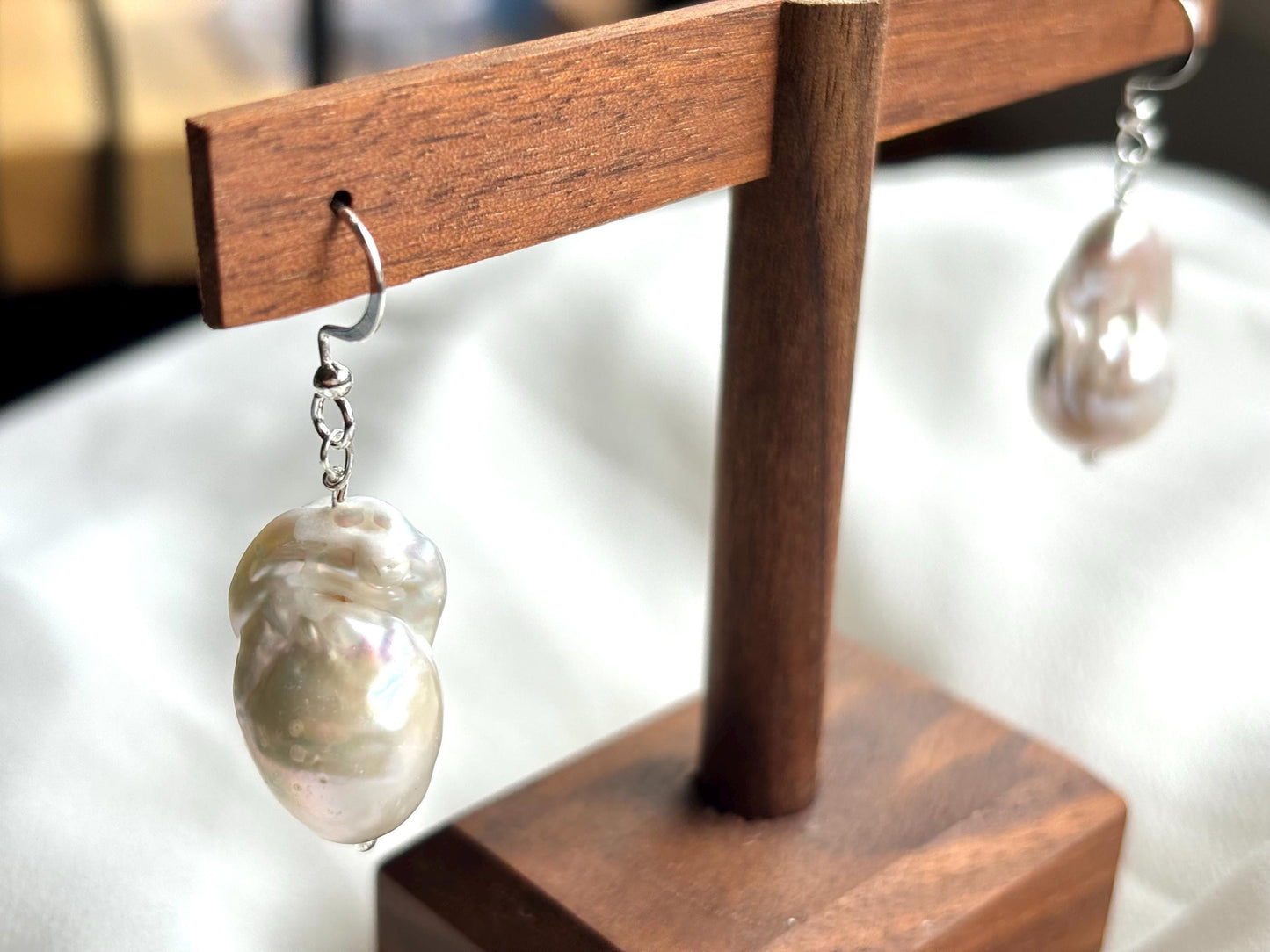 Fish Tail White Freshwater Baroque Earrings – Natural Shape & Color, Organic B