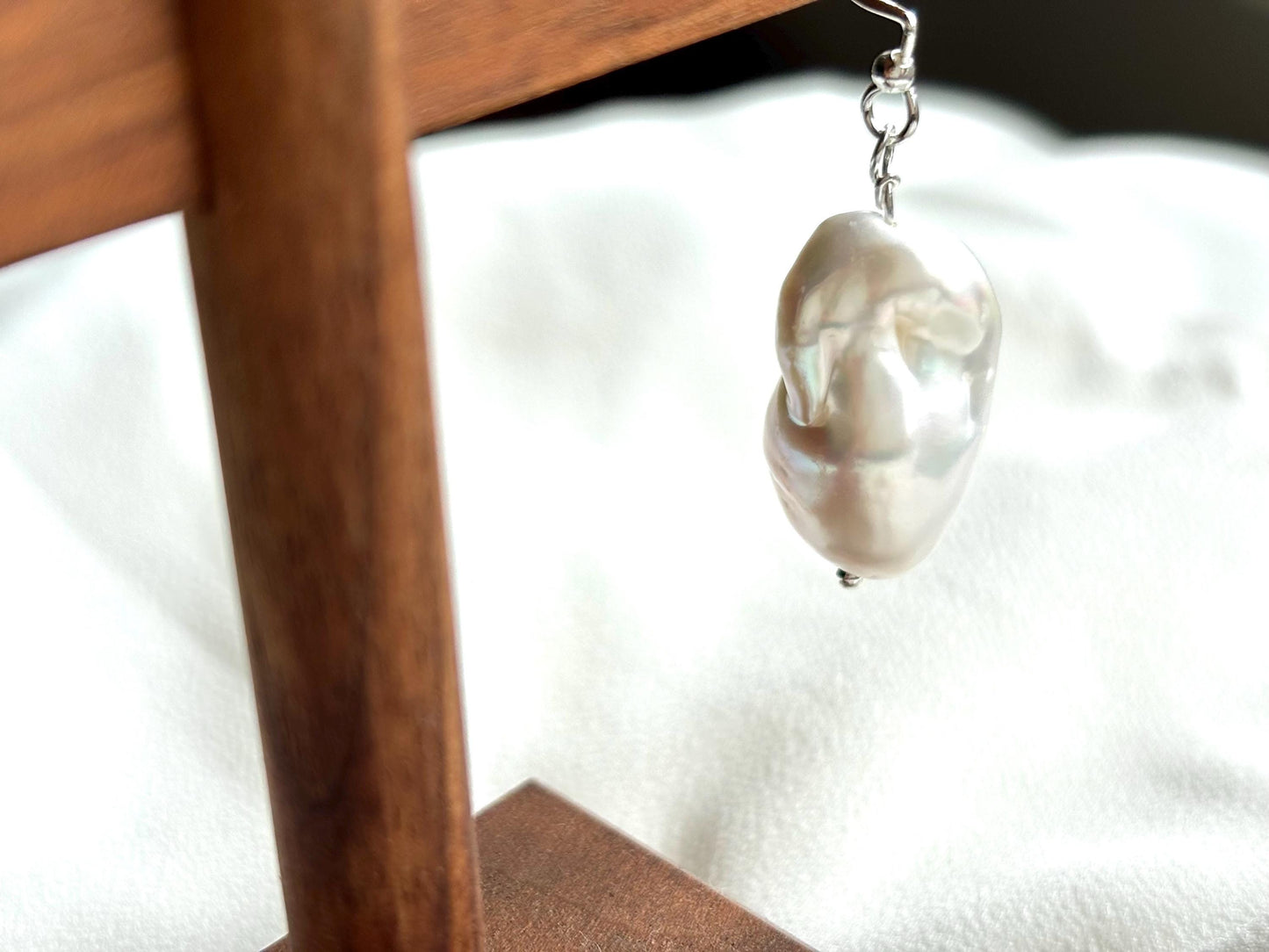 Fish Tail White Freshwater Baroque Earrings – Natural Shape & Color, Organic B