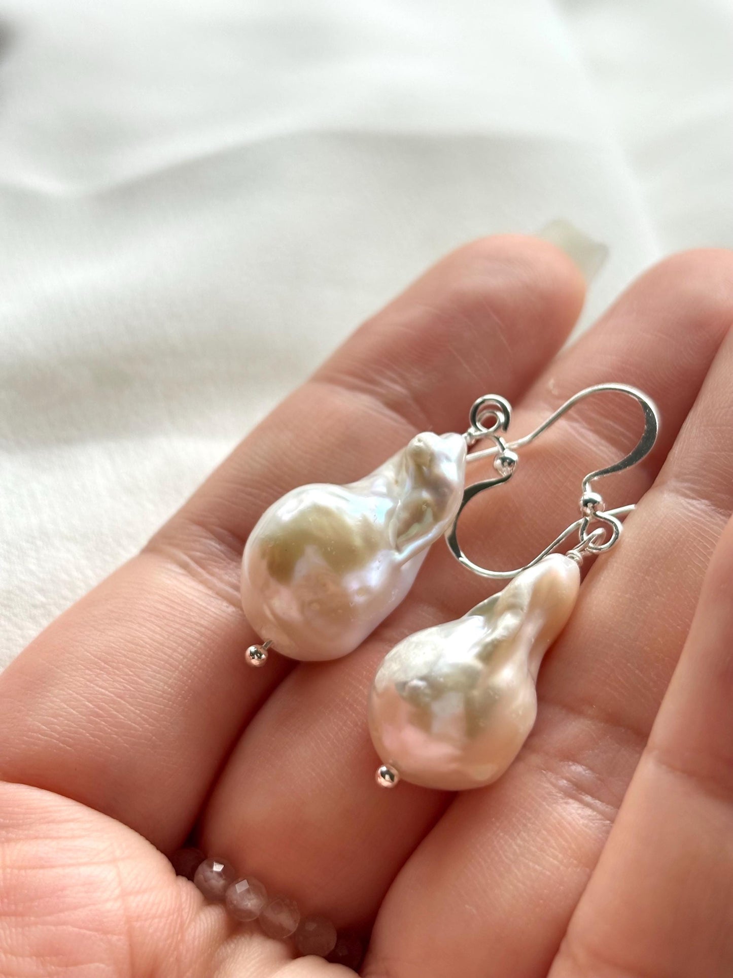 Fish Tail White Freshwater Baroque Earrings – Natural Shape & Color, Organic B