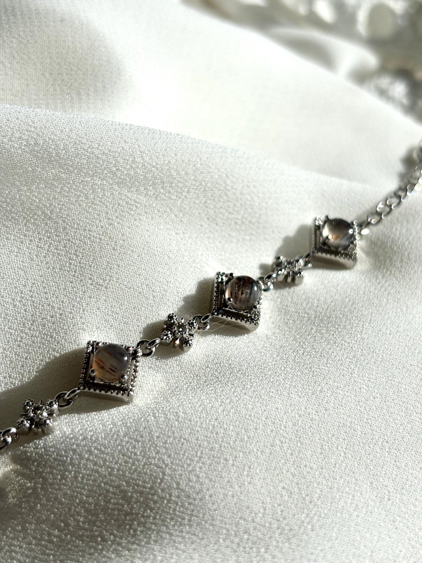 Boho Spirit Super Seven Bracelet – Healing Energy & Mystical Charm