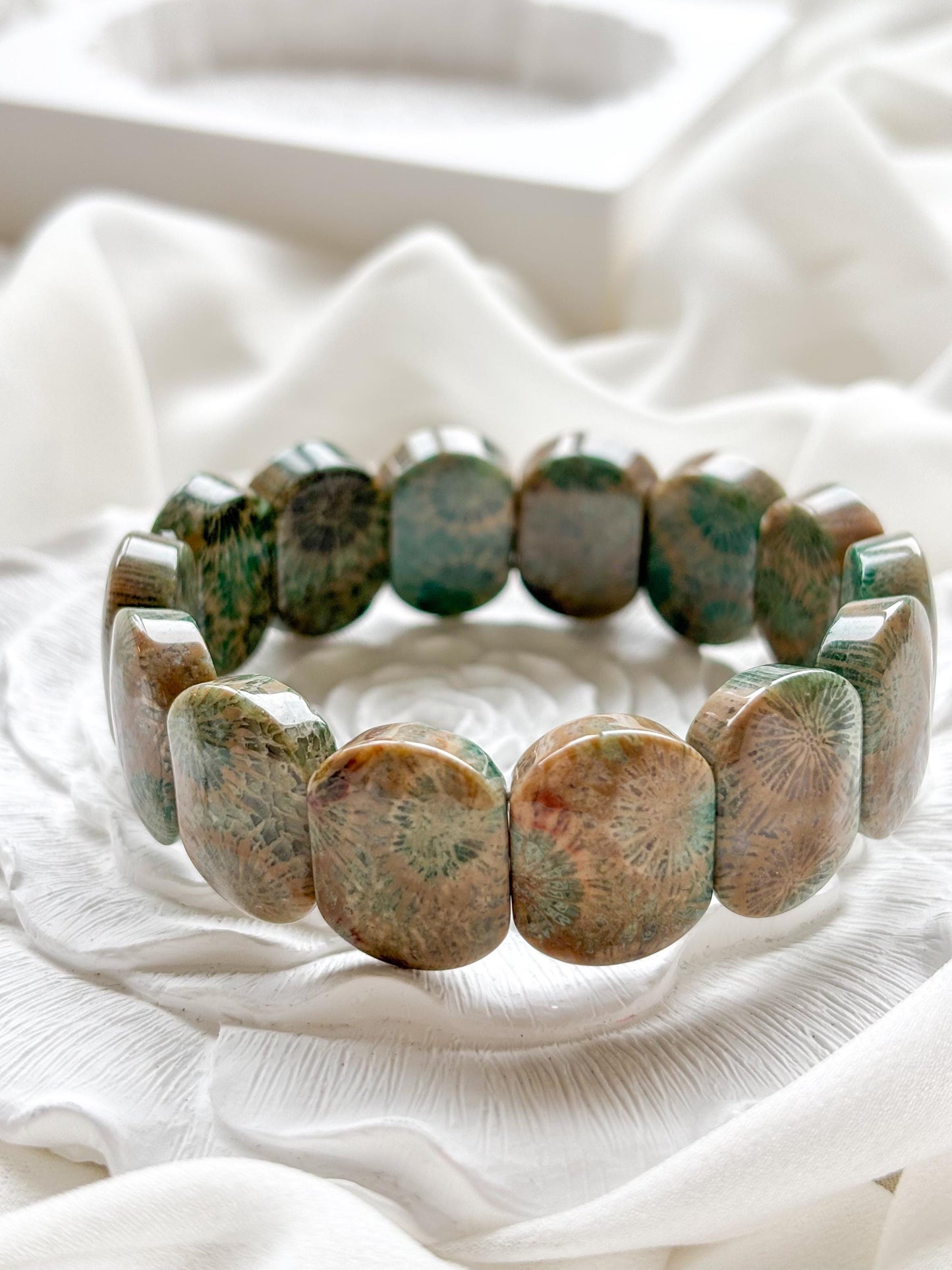 Amazon Canopy – Fossil Coral Daisy Bracelet