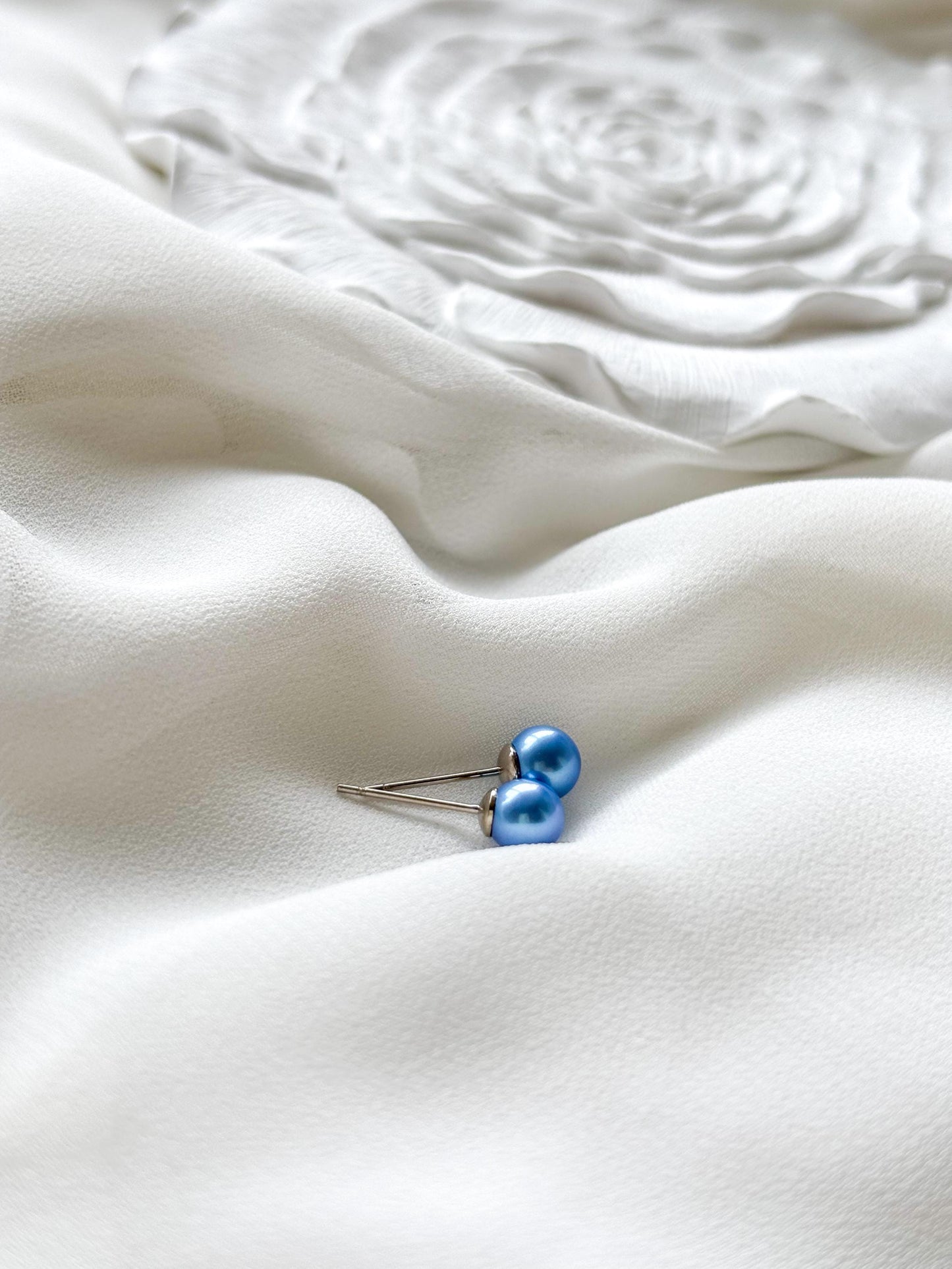 Violet is Blue Pearl Stud Earrings