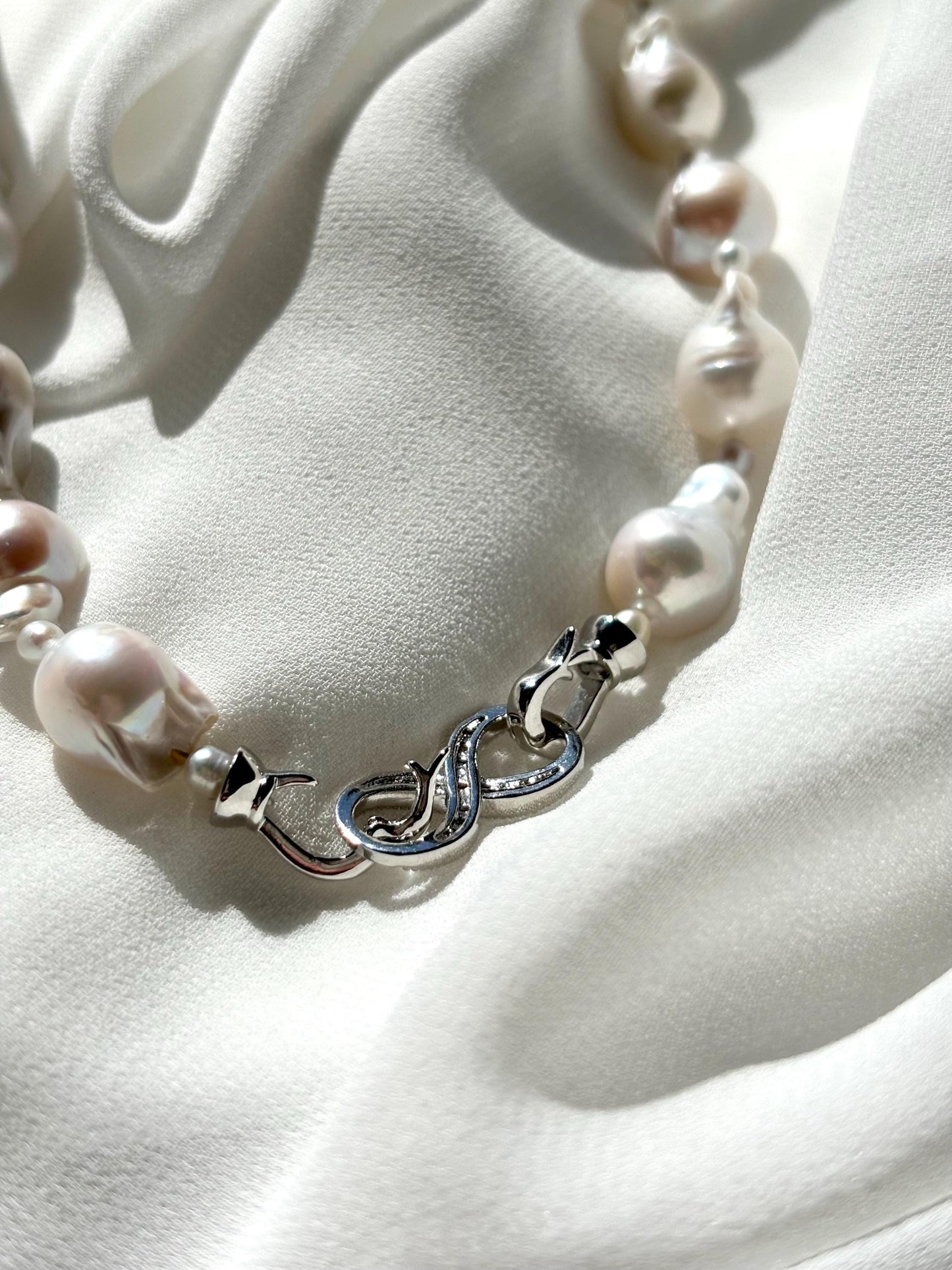 Mystic Ocean Tides – White Baroque Fish-Tail Pearl Necklace 925 Sterling Silver ( AA+ Luster )