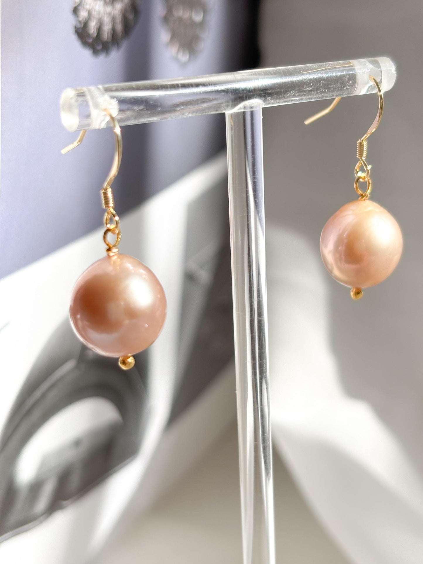 Peach Glow – Gold-Plated Edison Pearl Dangling Earrings