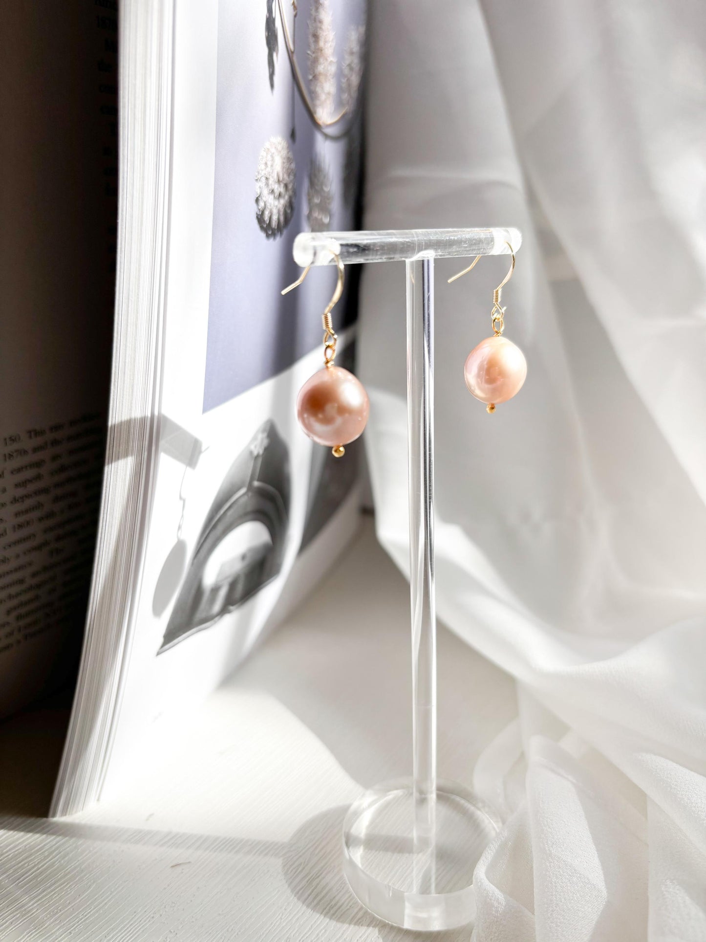 Peach Glow – Gold-Plated Edison Pearl Dangling Earrings
