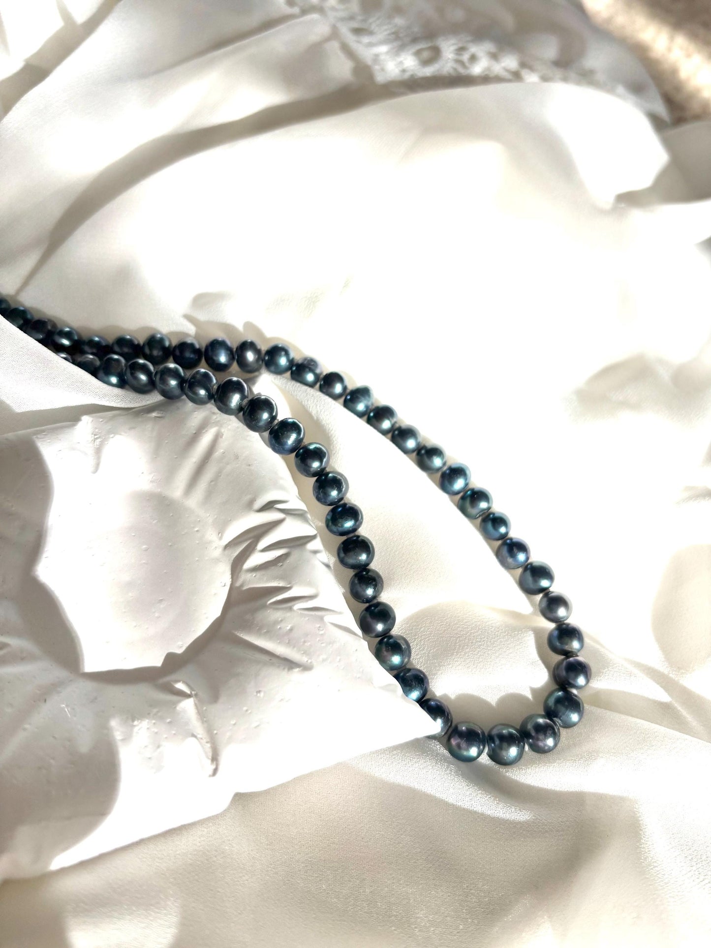 Dark funky blue city girl stylish natural pearls necklace (AA luster)