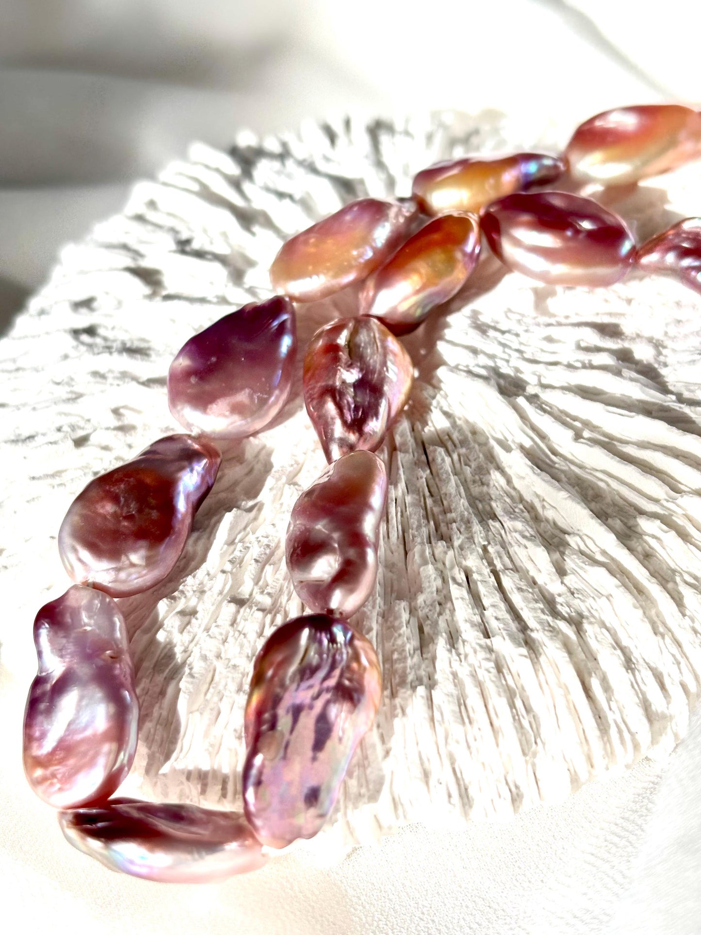Aurora Drizzle – Iridescent Baroque Pearl Necklace