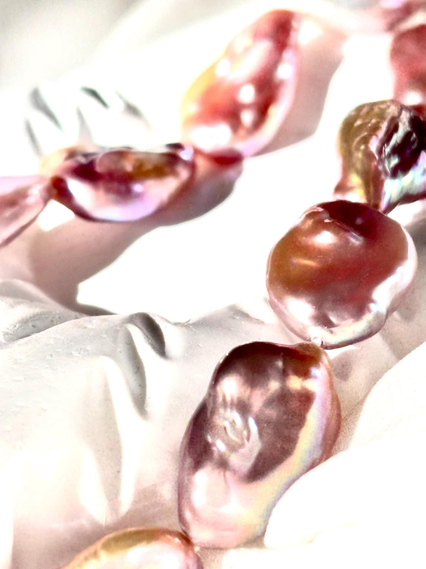 Aurora Drizzle – Iridescent Baroque Pearl Necklace