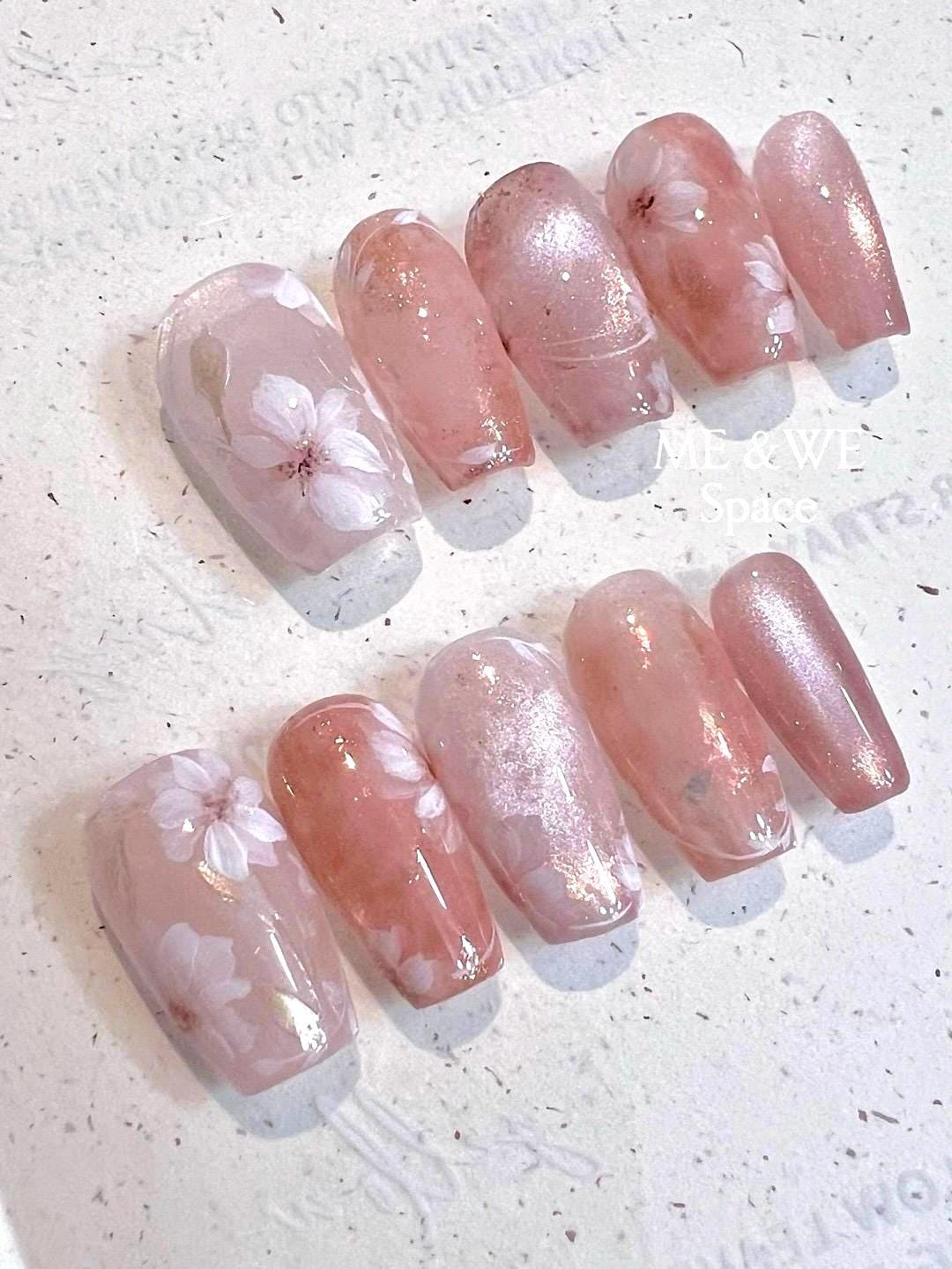 Sweet pinky garden press-on nail