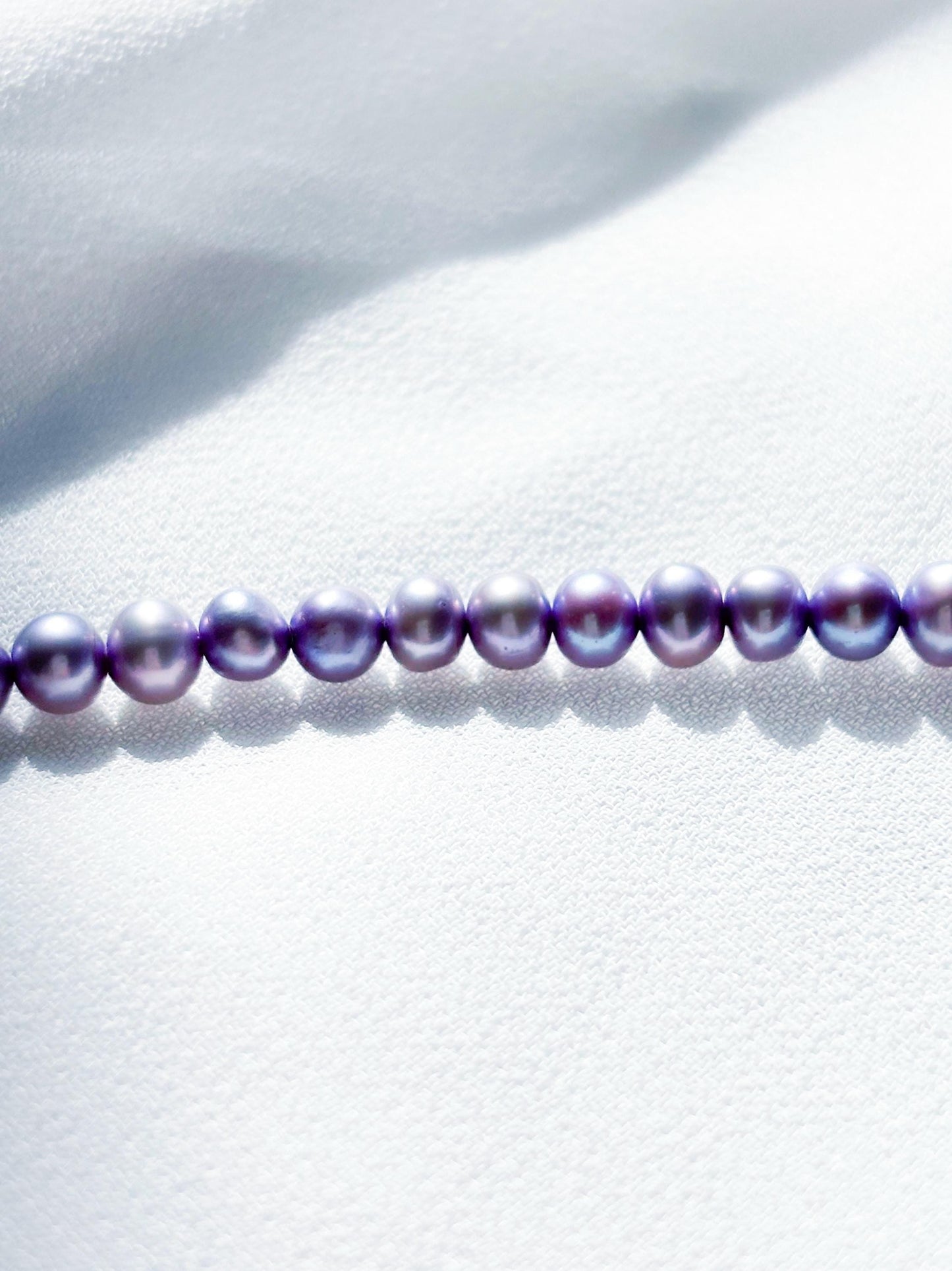 Wisteria Bloom – Indigo Haze Pearl Necklace