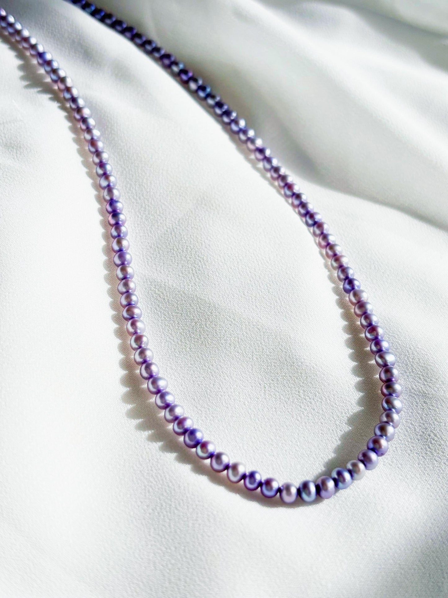 Wisteria Bloom – Indigo Haze Pearl Necklace
