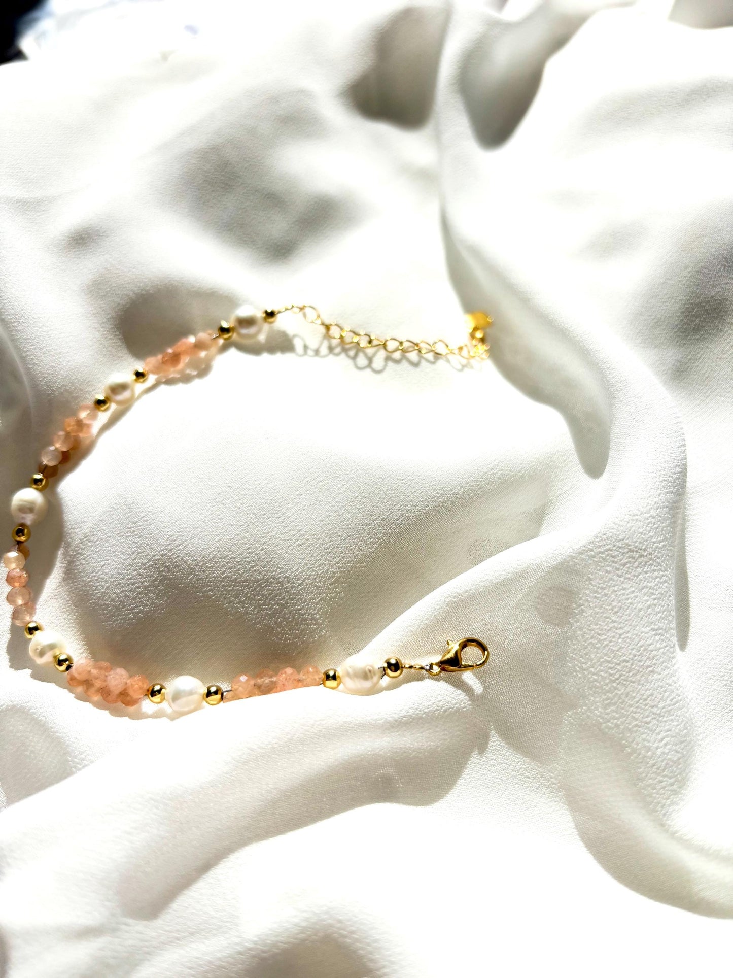 Golden Dawn – Freshwater Pearl & Sunstone Bracelet