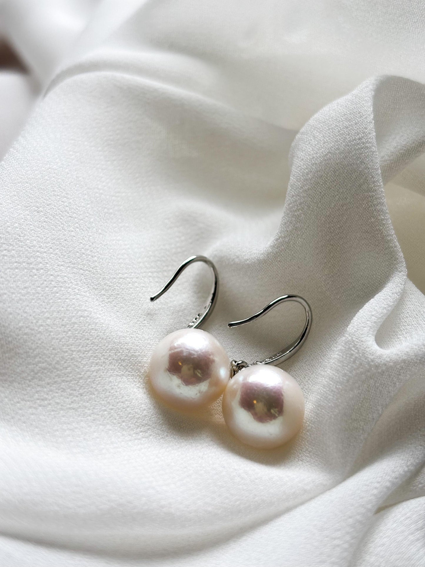 Luna Grace – 11mm White Pearl Drop Earrings