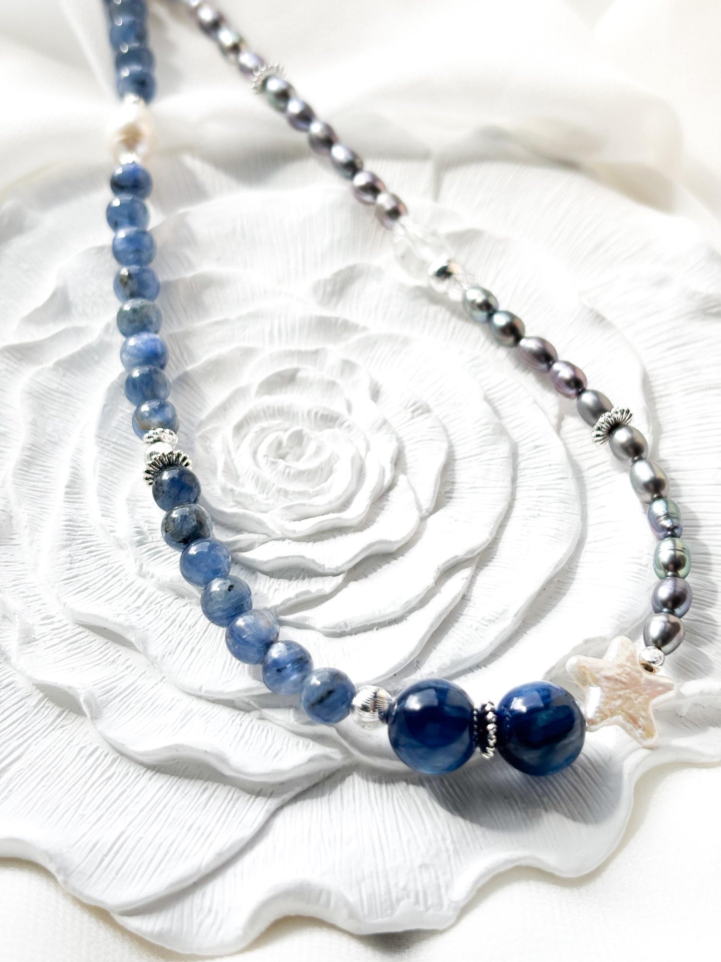 Ocean Star – Blue Kyanite & Silver-Grey Pearl Necklace