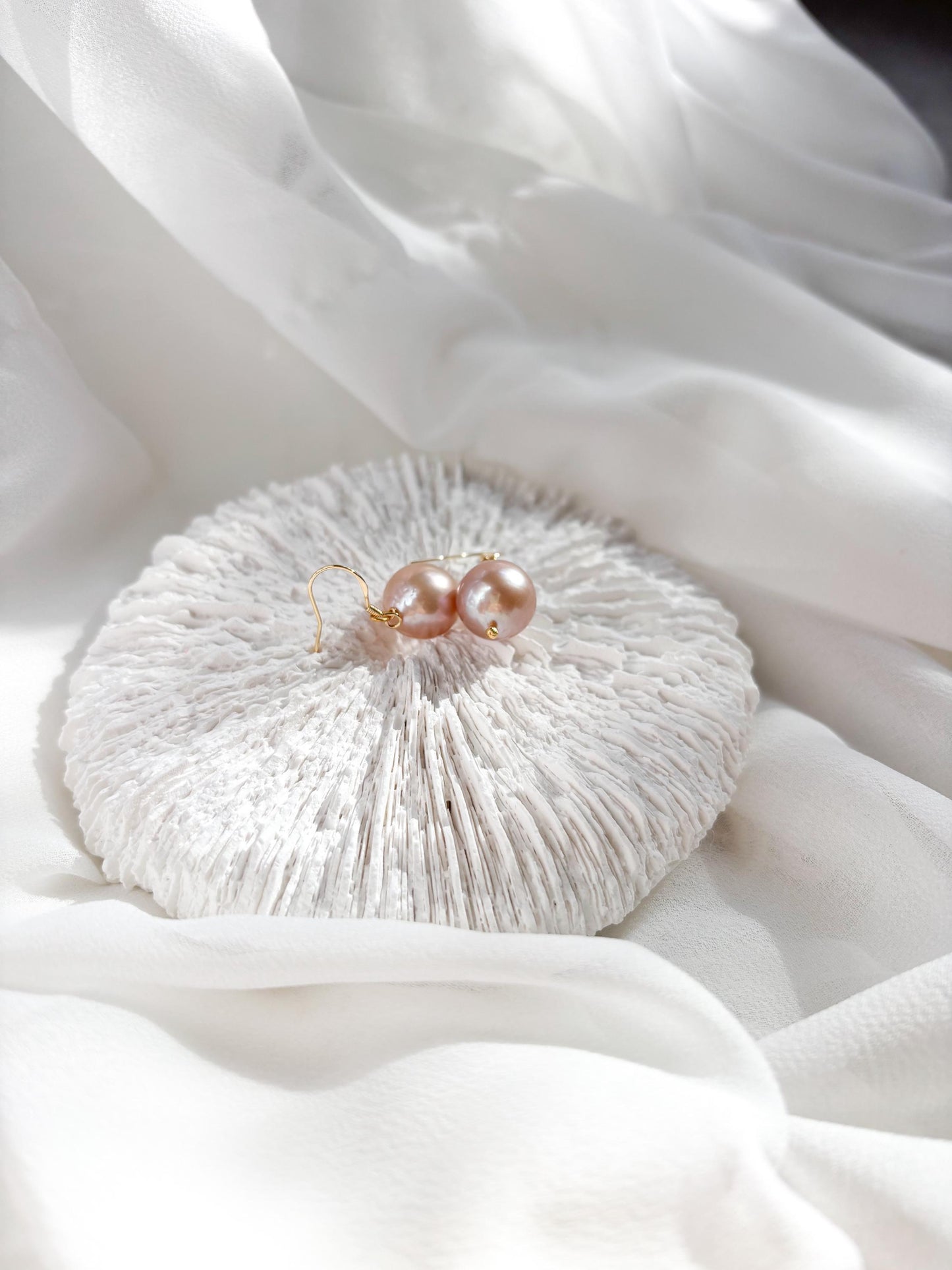 Peach Glow – Gold-Plated Edison Pearl Dangling Earrings