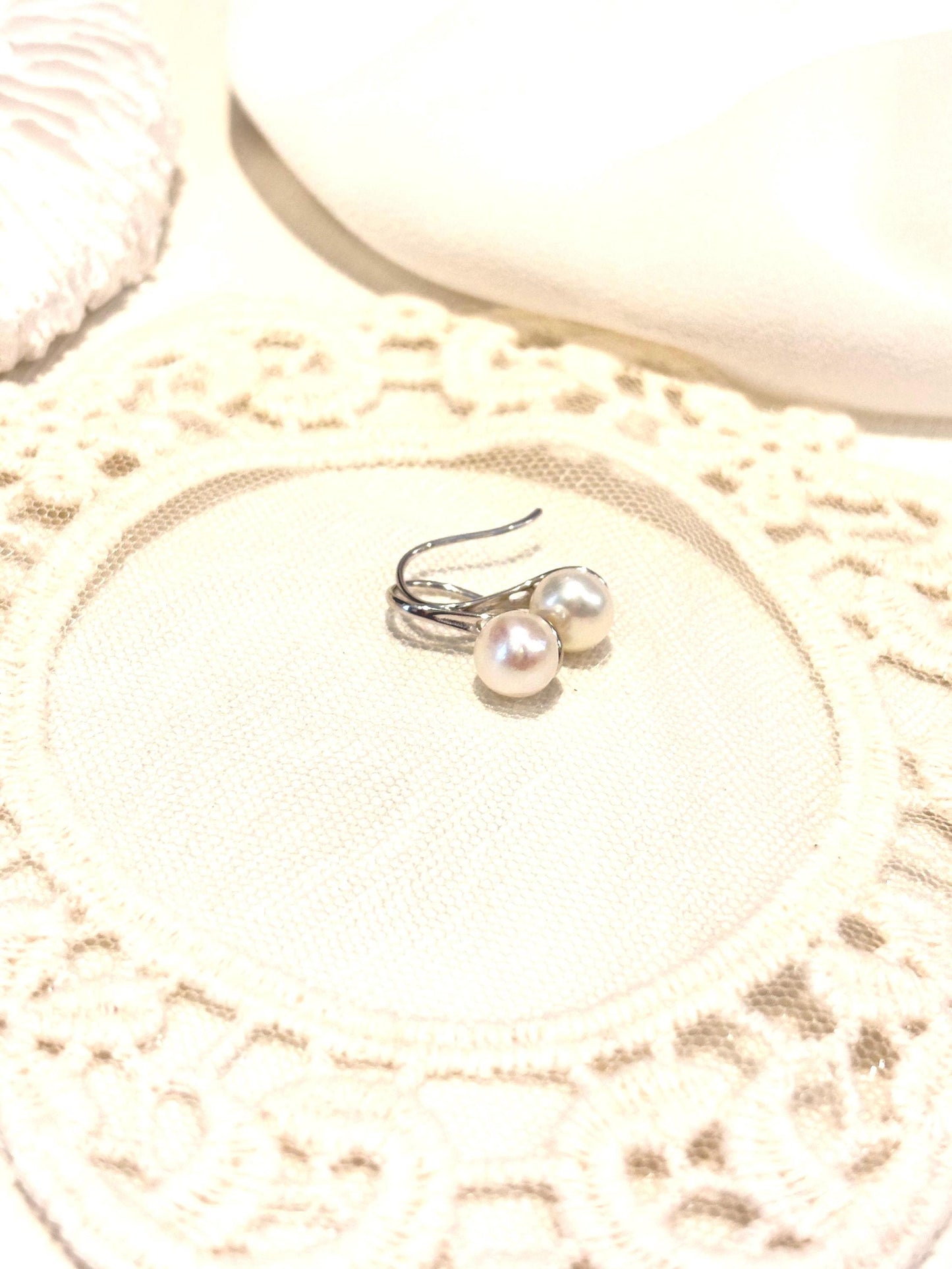 White Freshwater Pearl High Heel Earrings – 925 Sterling Silver