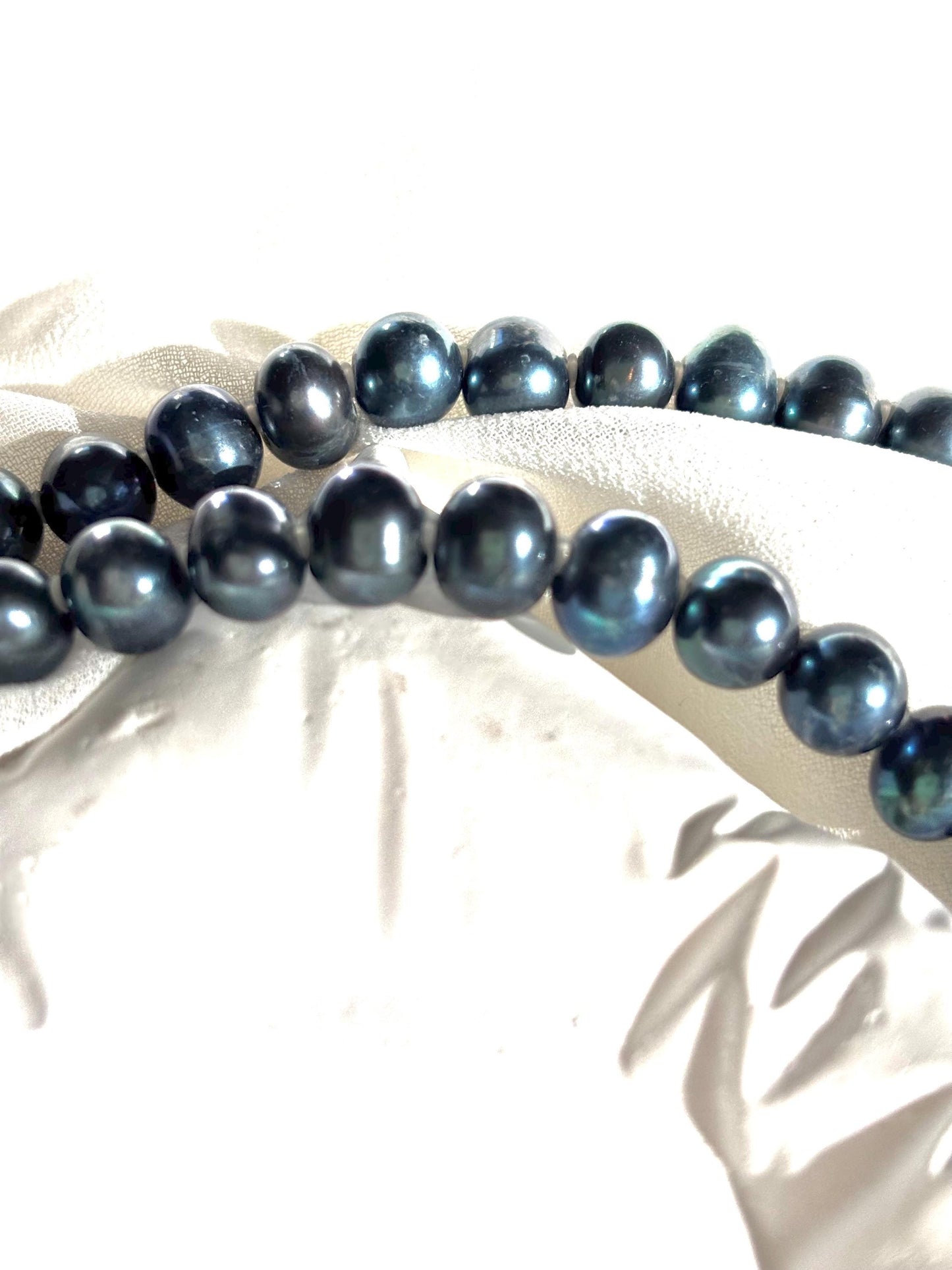 Dark funky blue city girl stylish natural pearls necklace (AA luster)
