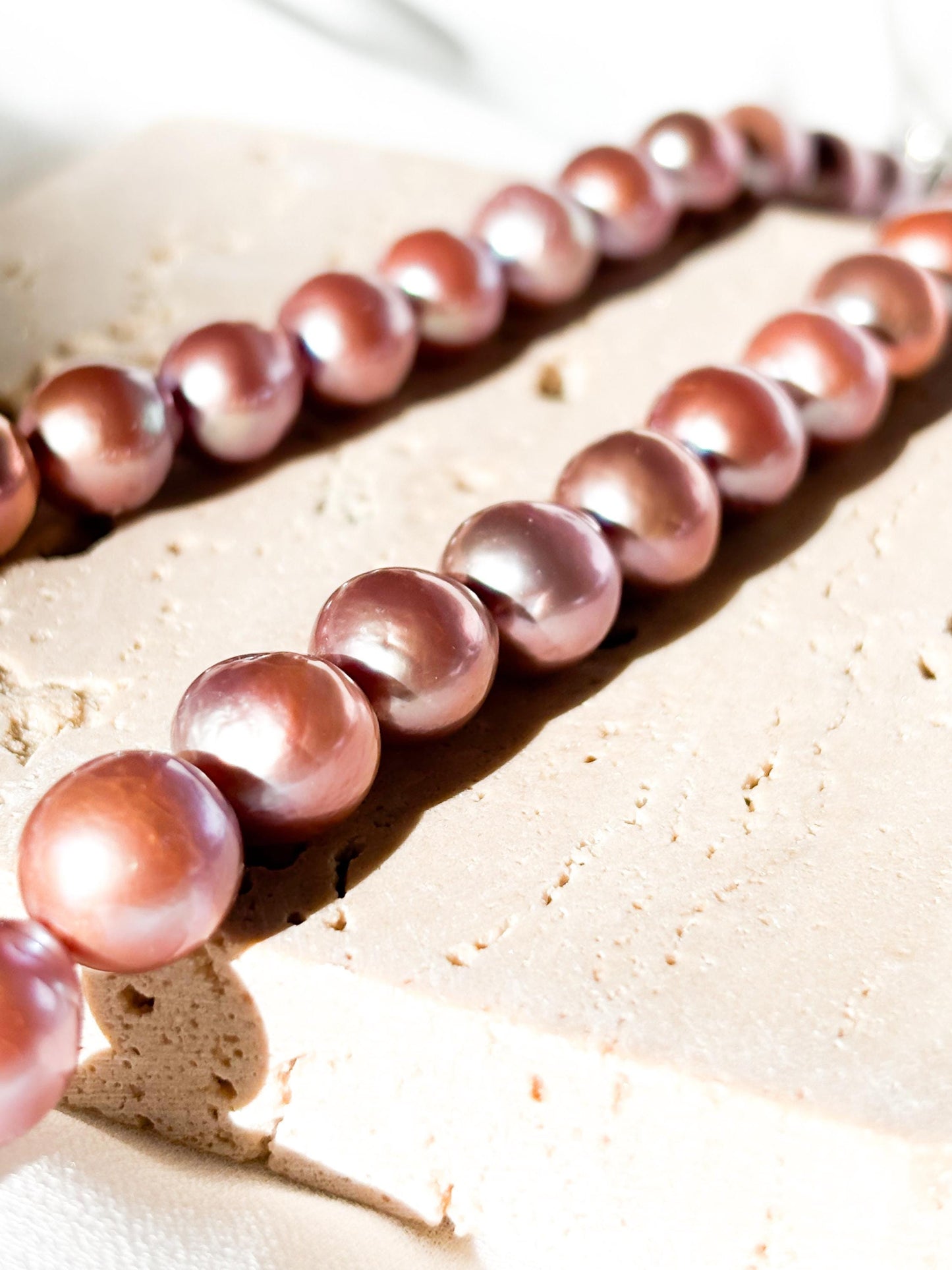 Cocoa Strawberry – Purple Sunset Edison Pearl Necklace