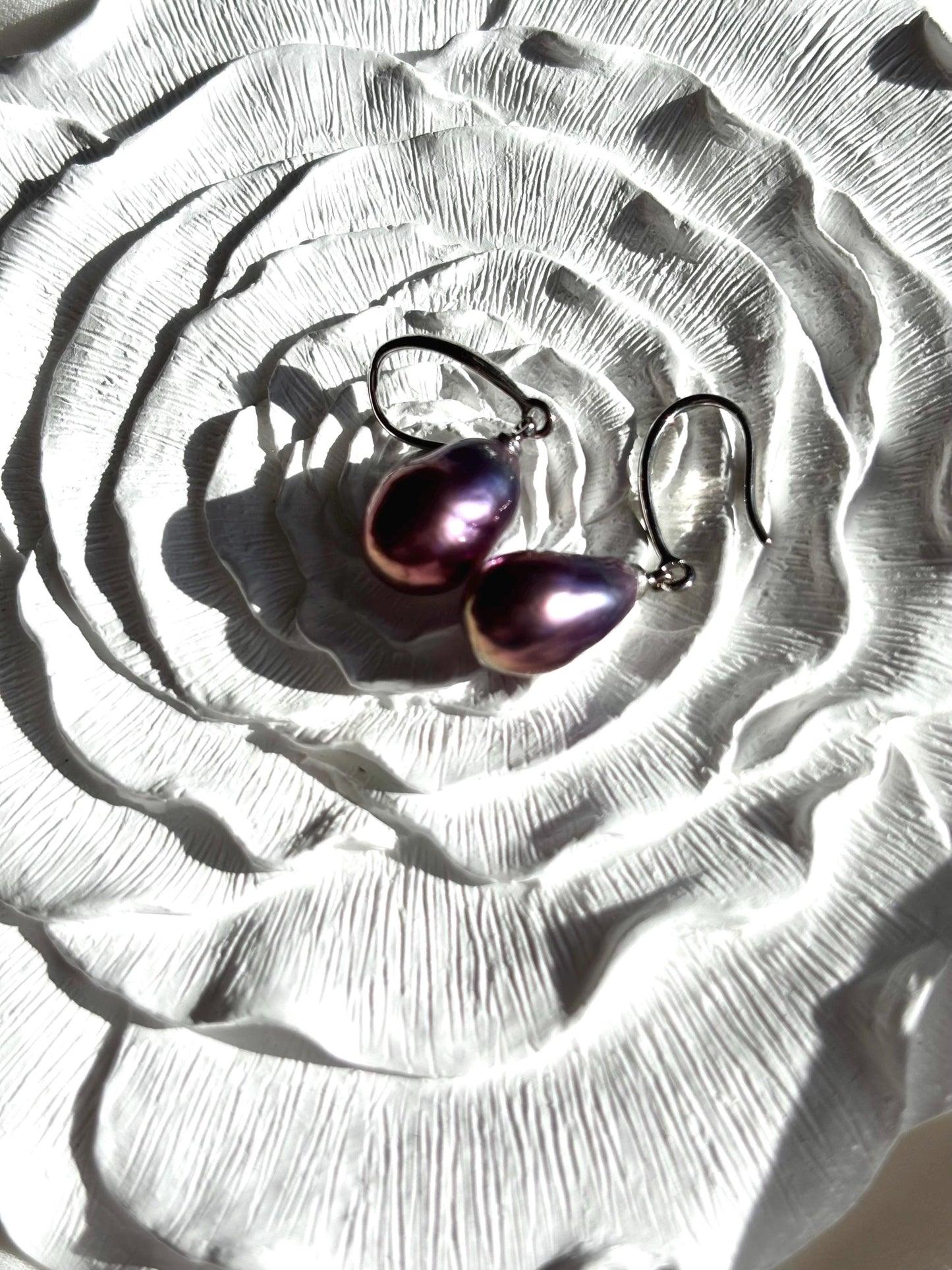 Twilight Plum Pearl Earrings – 925 Sterling Silver Elegance B