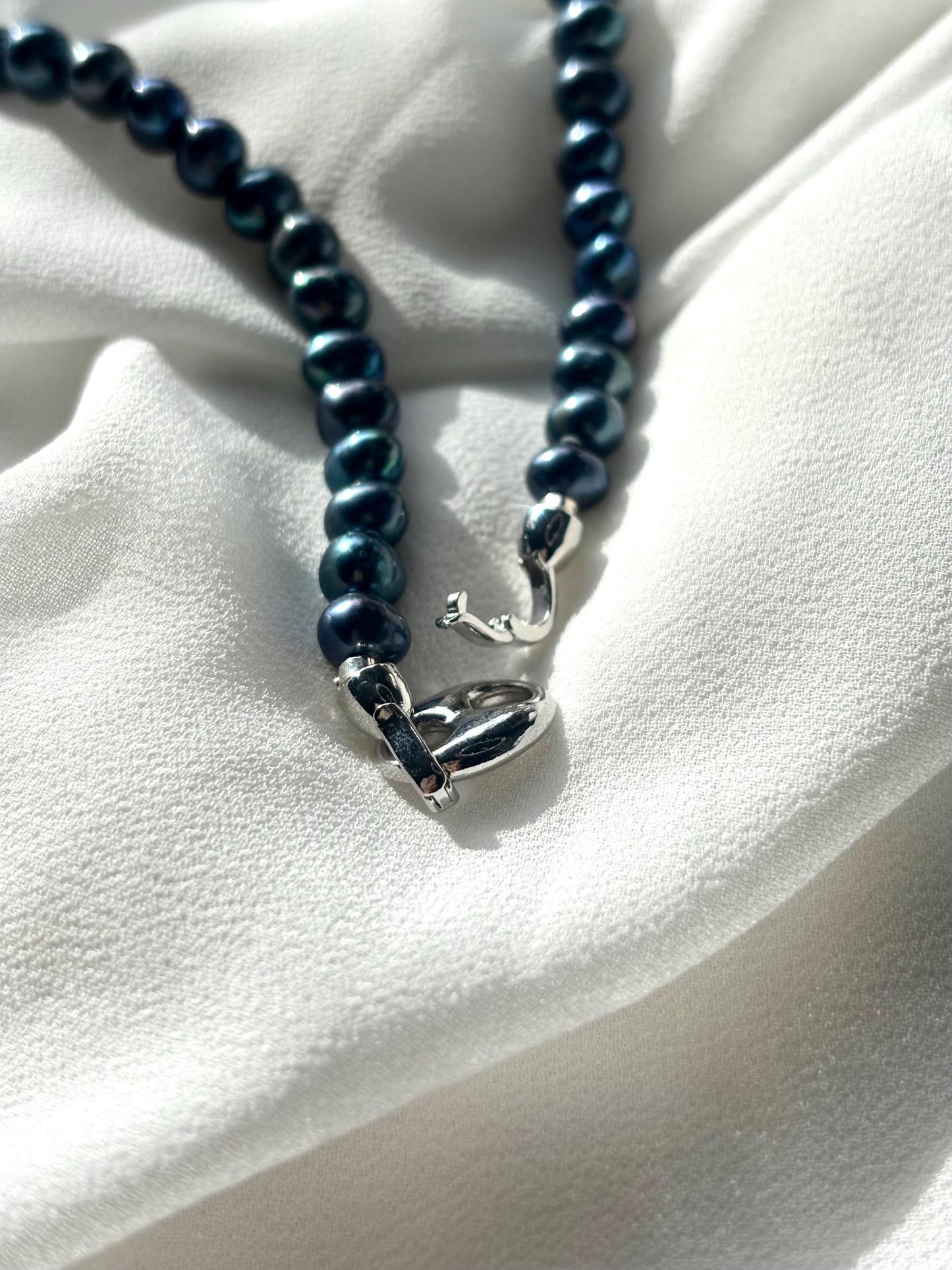 Dark funky blue city girl stylish natural pearls necklace (AA luster)
