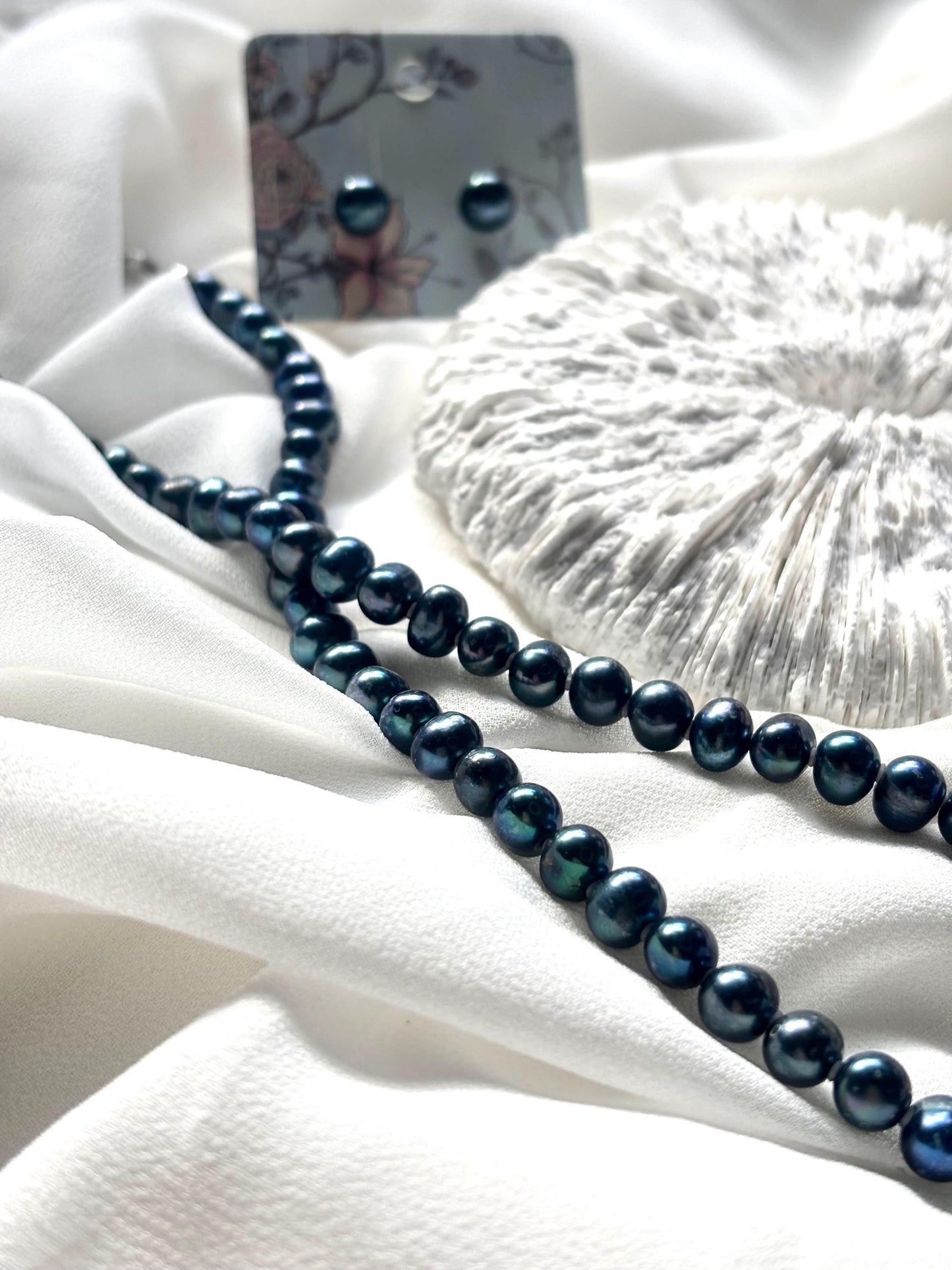 Dark funky blue city girl stylish natural pearls necklace (AA luster)