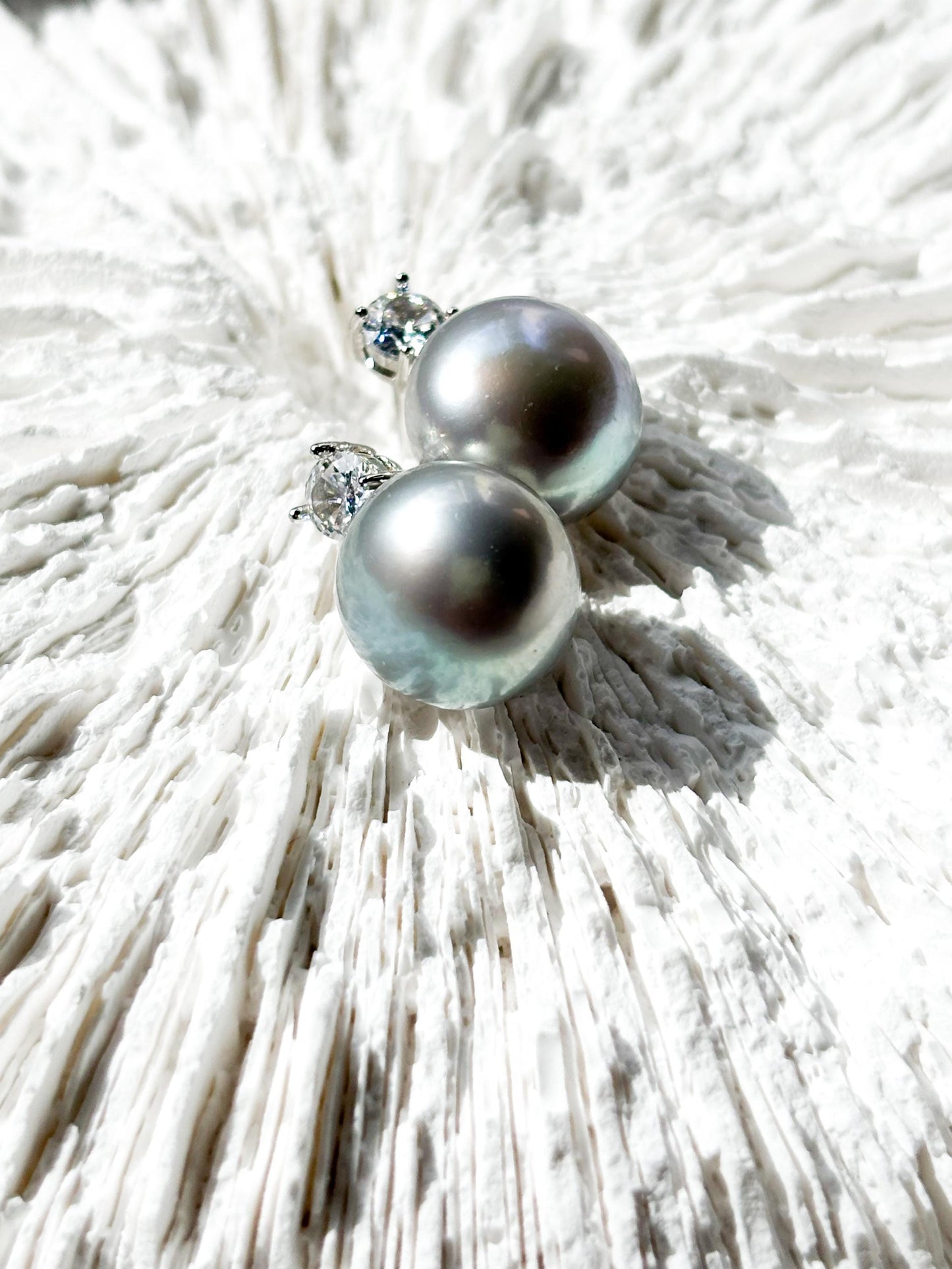 Celestial Grace – 12.5mm Grey Pearl & Moissanite Crown Stud Earrings