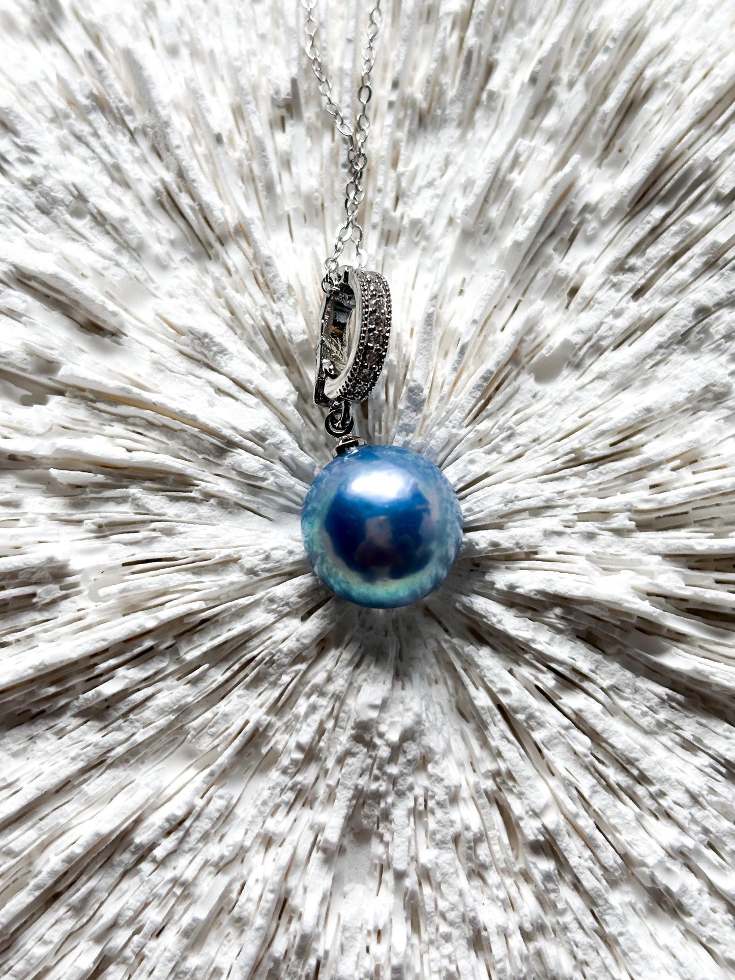 Cloud Sigh – 12mm Baby Sky Blue Pearl Pendant Necklace