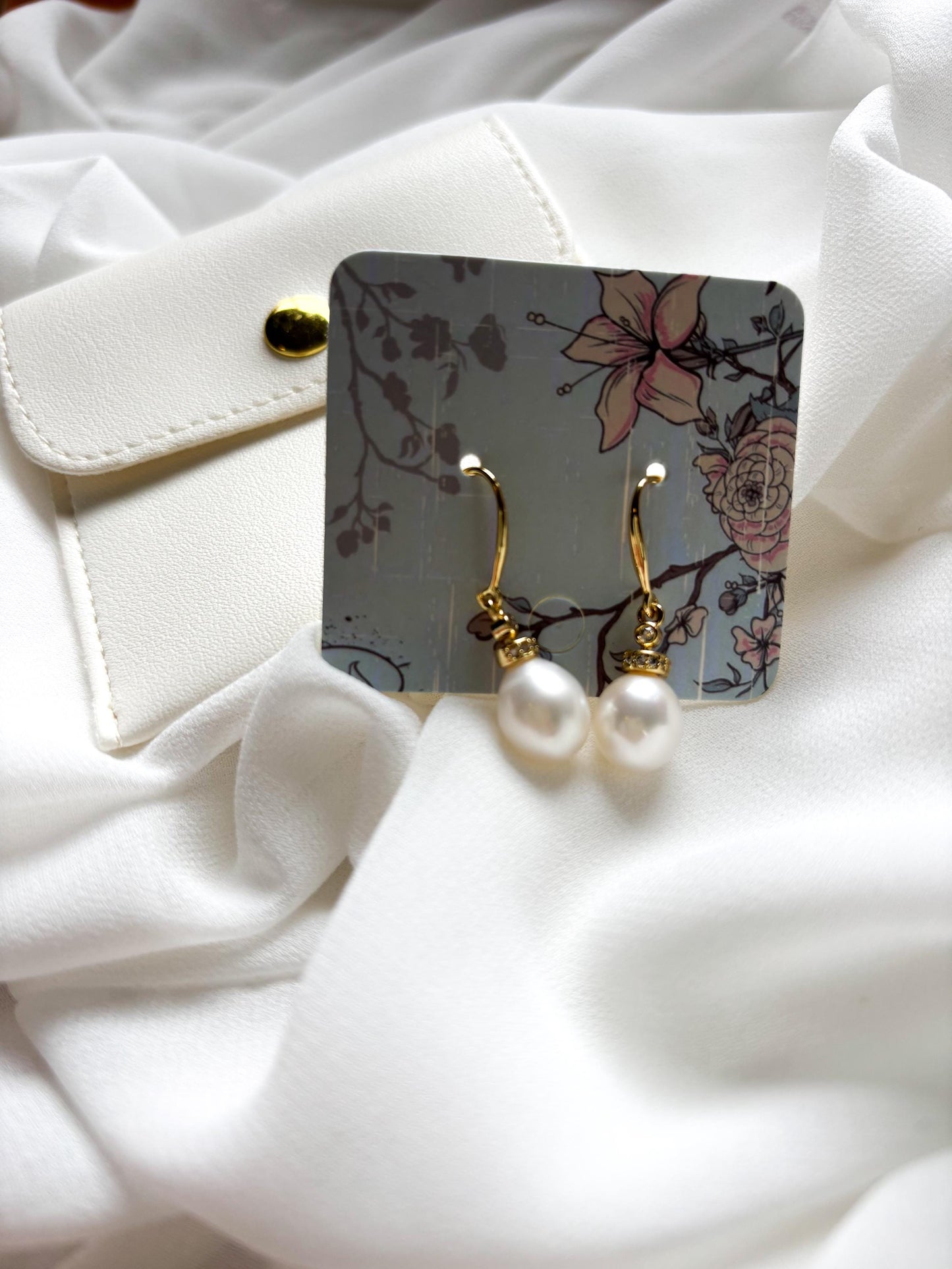 Celeste Glow – White Oval Pearl & Zircon Drop Earrings