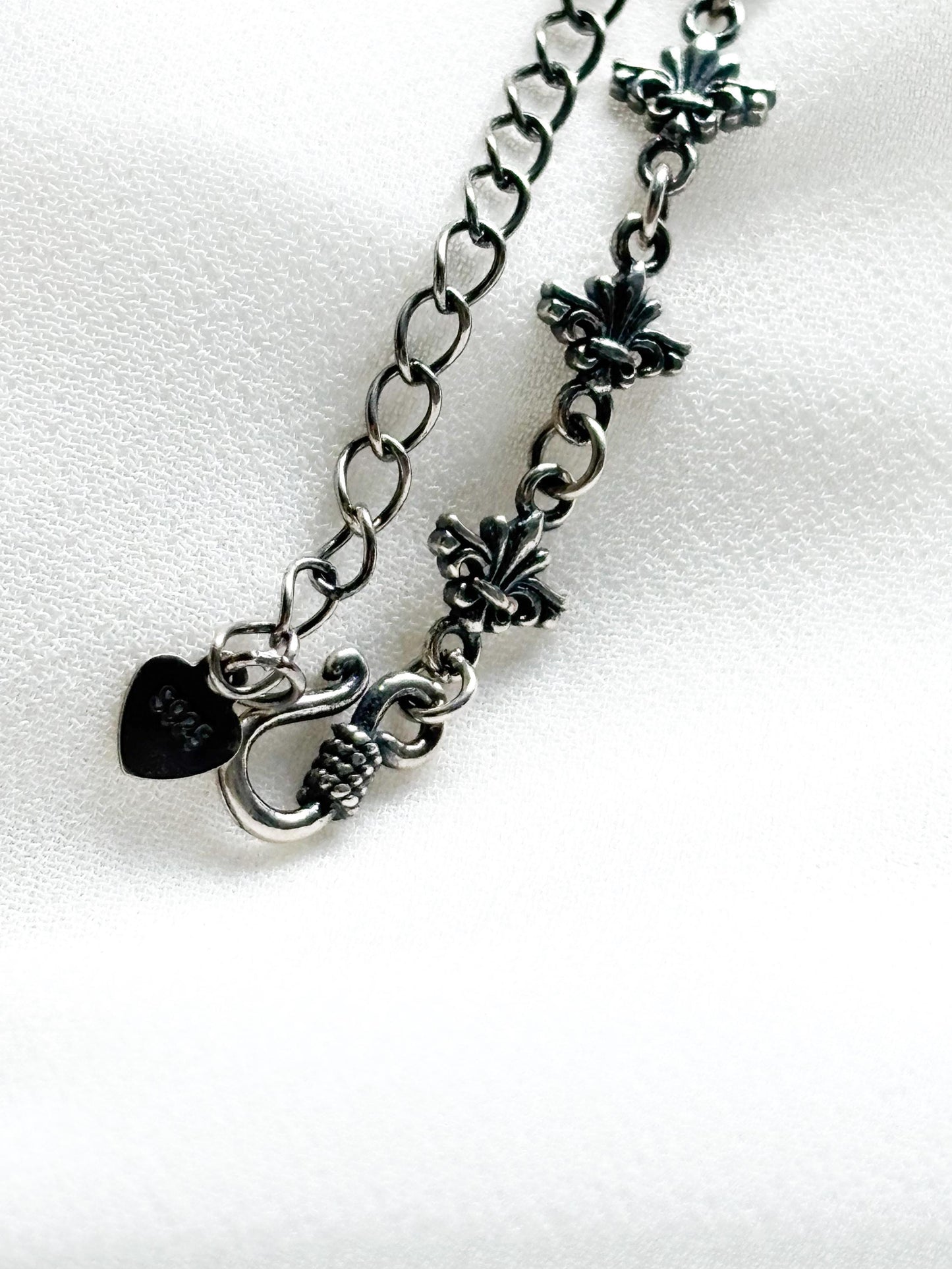 Starlit Echo – Vintage Blue Kyanite Bracelet