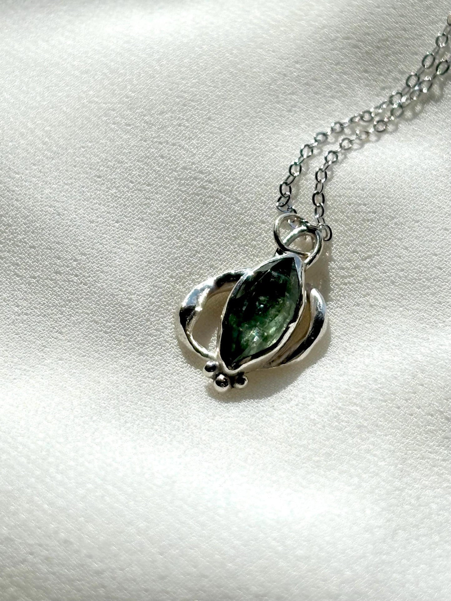Forest Whisper – Green Apatite Marquise Cut Pendant Necklace