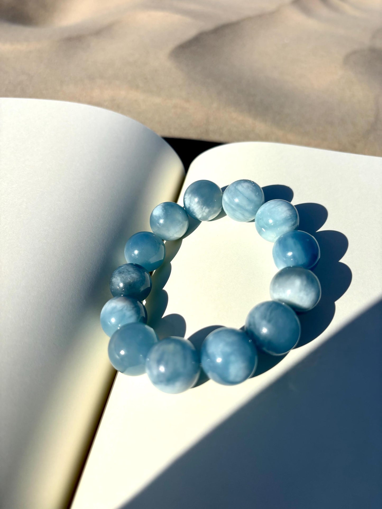Sky Dreamer – Cloudlight Aquamarine Bracelet