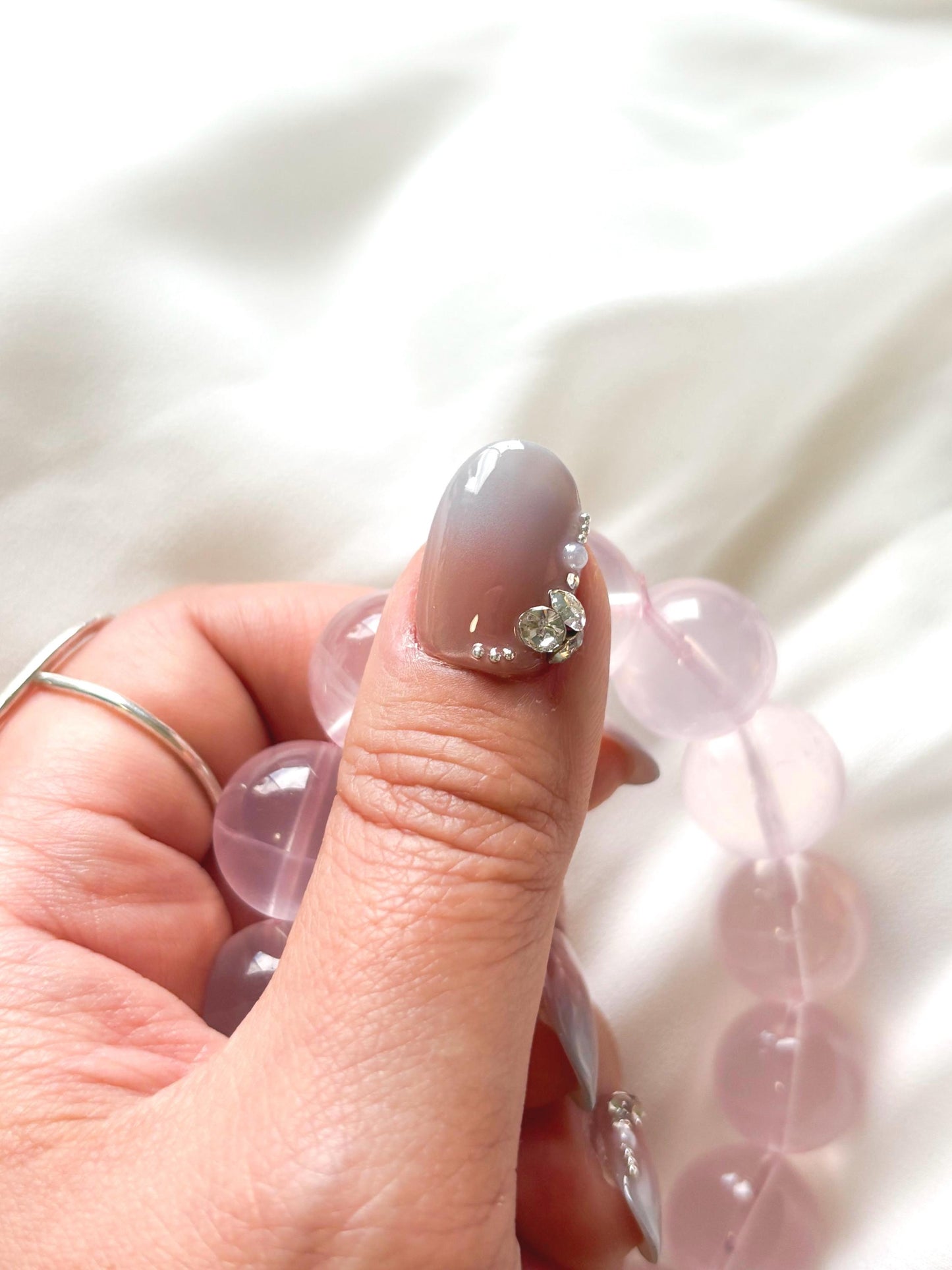 Timeless Veil – Elegant Grey-Blue & Light Pink Ombre Press-On Nails with Zircon Corners | Soft Reusable Gradient Nail Set