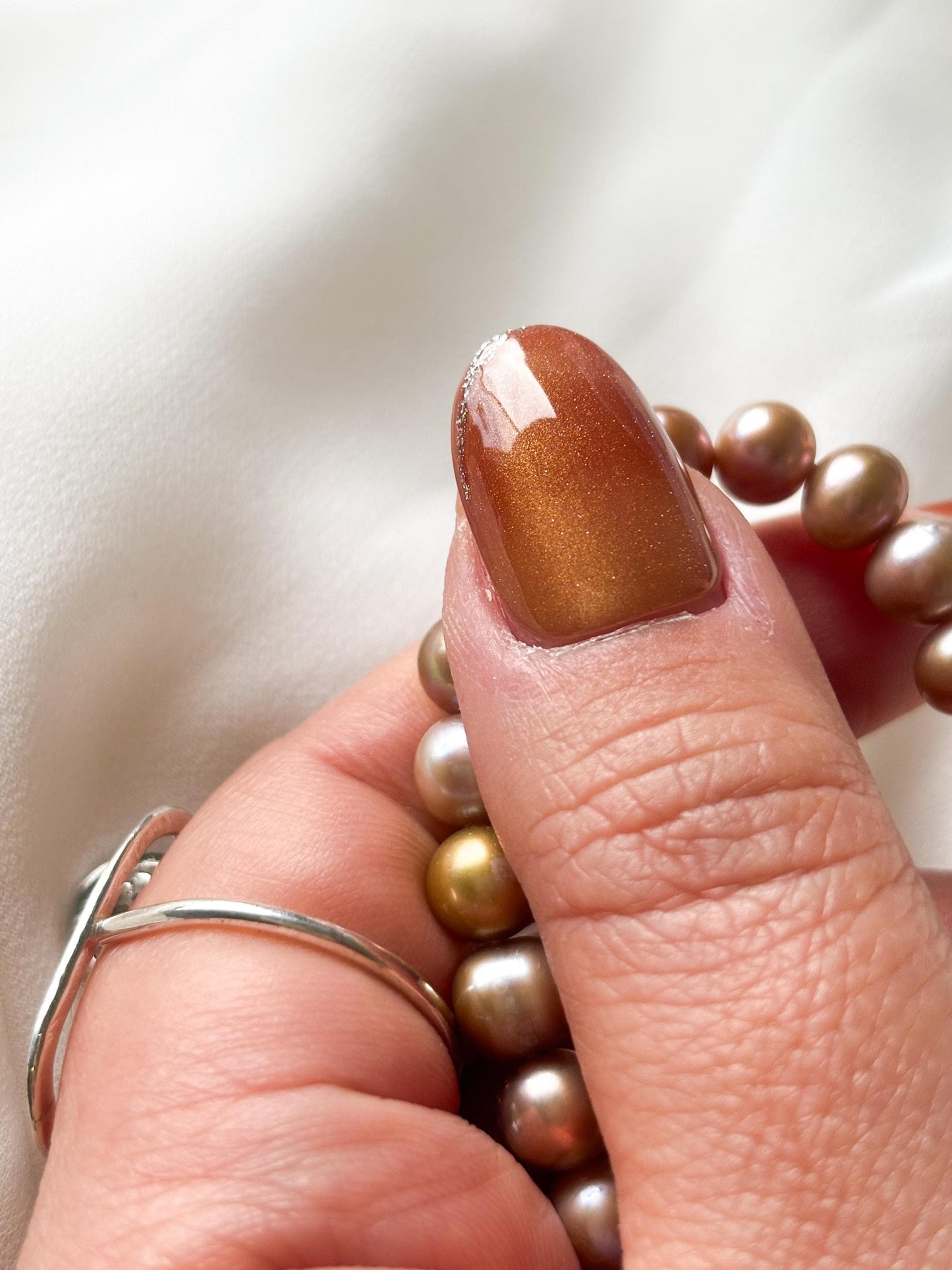 Golden Latte – Caramel Coffee Press-On Nails with Glitter Tips | Reusable Elegant