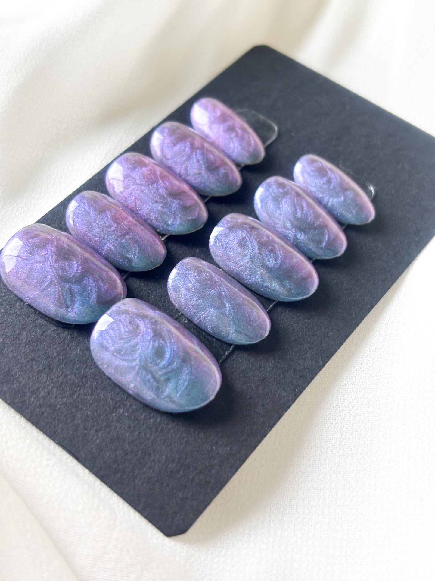 Whirlpool – Swirl Press-On Nails in Ocean Green, Blue & Purple | Color-Shifting Marble Nails Mystical Reusable Nail Set