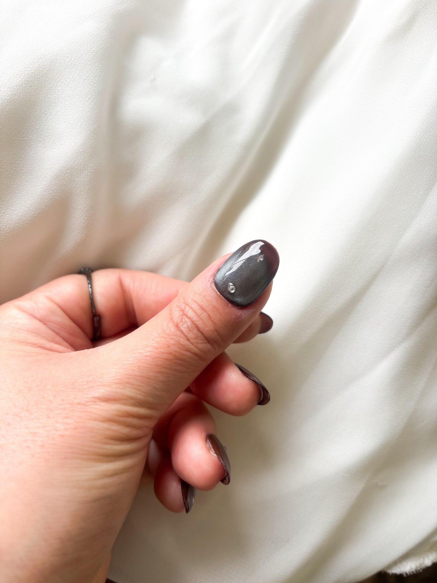 Starlit Void – Glow-in-the-Dark Galaxy Nails with Star & Zircon | Cosmic Reusable Nail Set