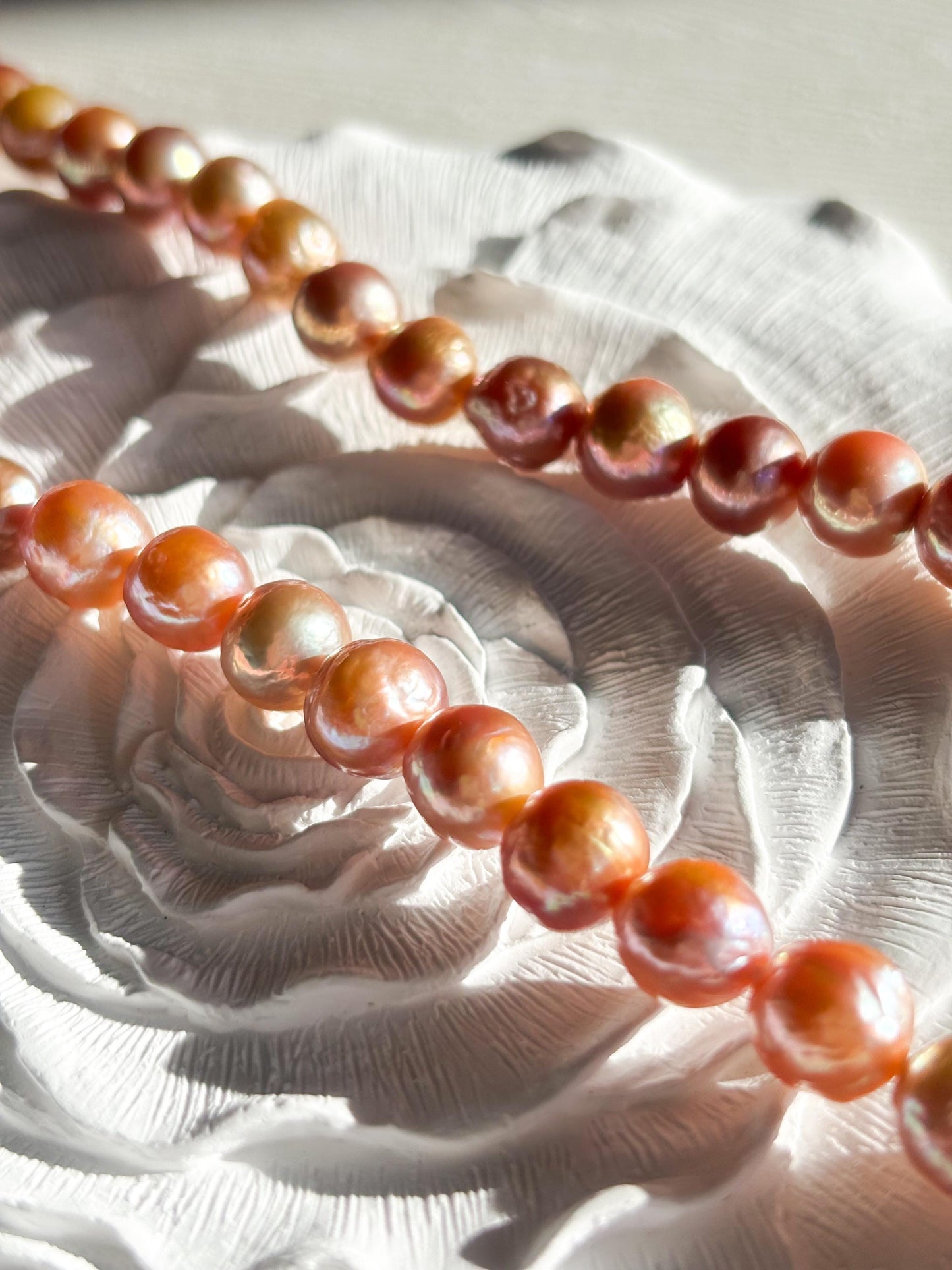 Sunset Ember – Bronze Rose Wrinkled Baroque Pearl Necklace