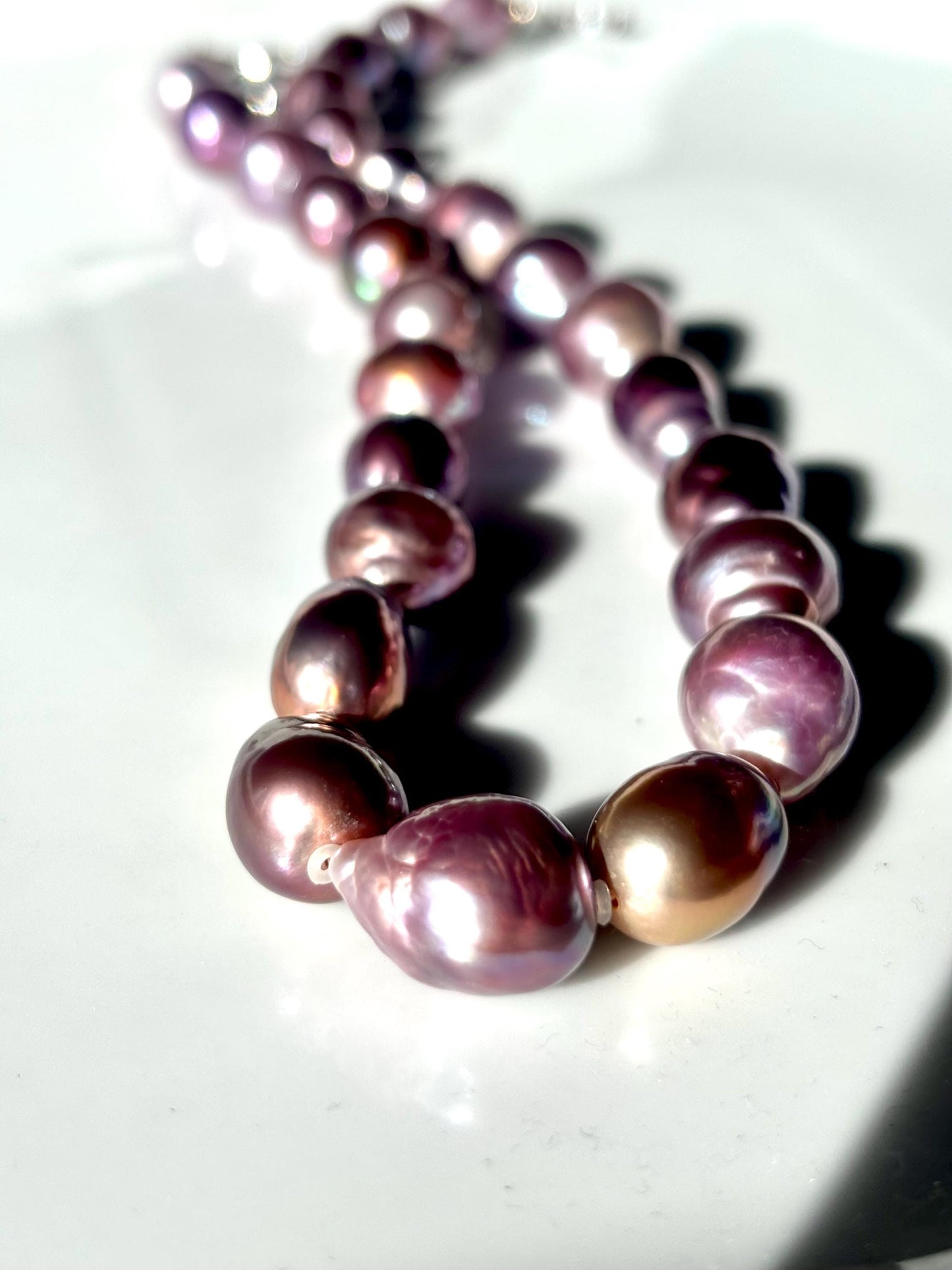 Dusk Peony – Baroque Teardrop Pearl Necklace