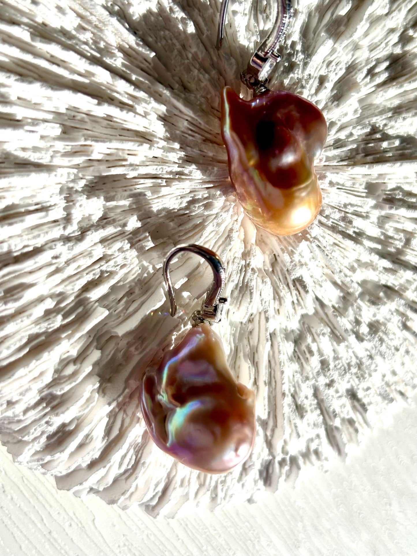 Ember Tide – Sunset Baroque Pearl Earrings