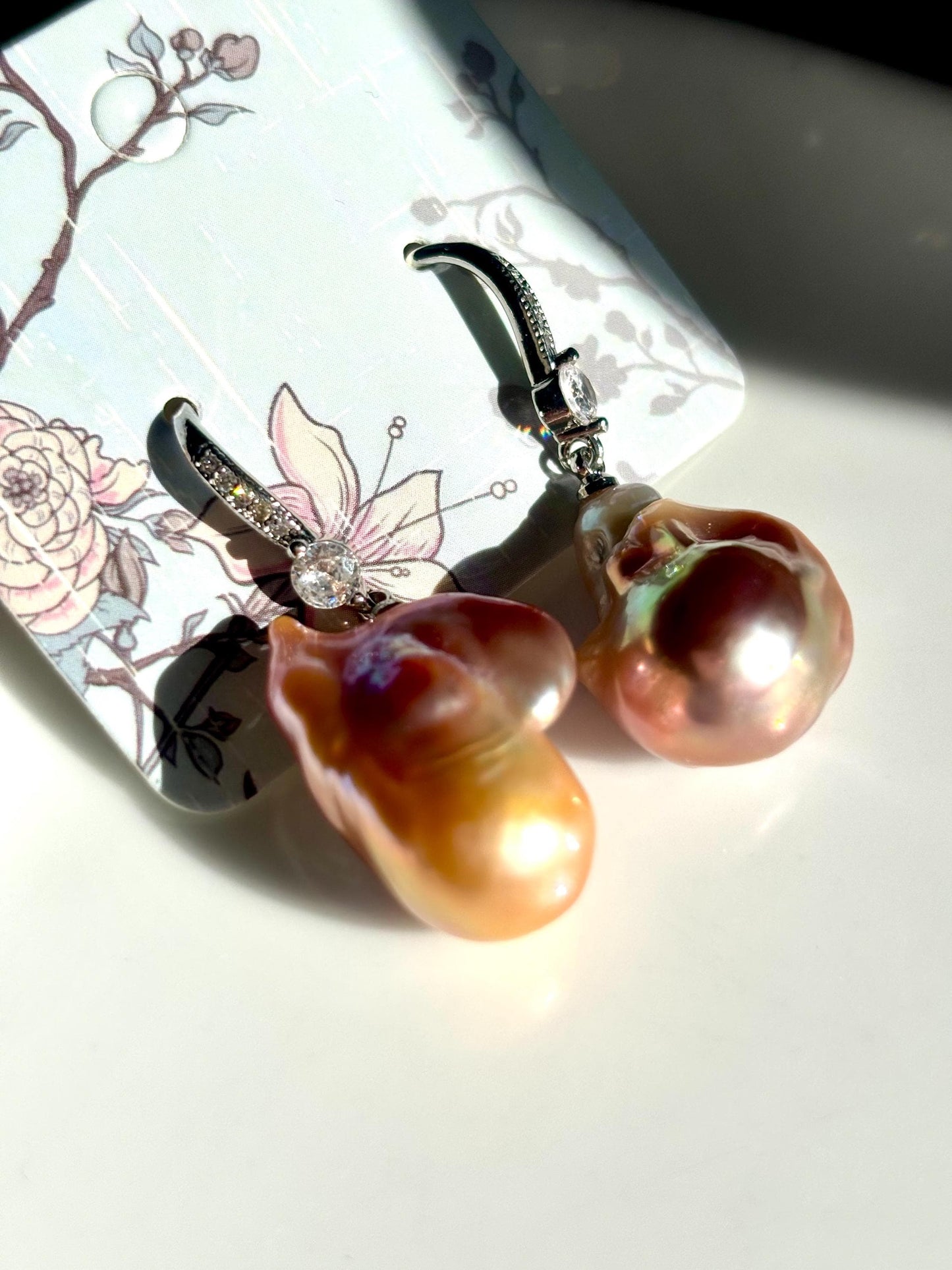 Ember Tide – Sunset Baroque Pearl Earrings