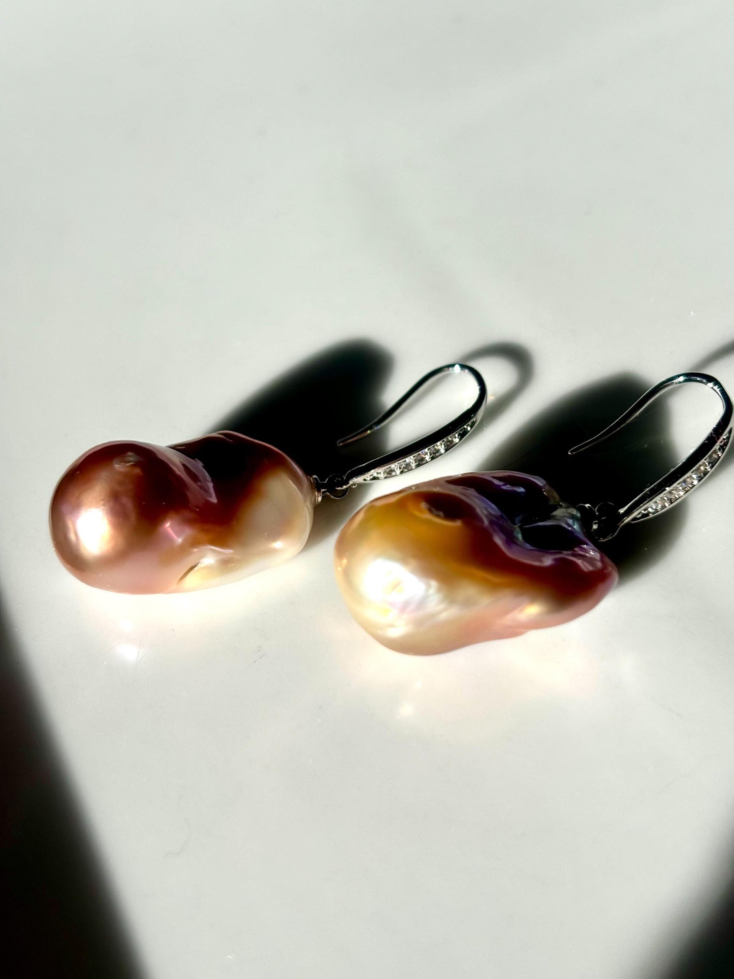 Tidal Bloom – Fishtail Baroque Pearl Earrings