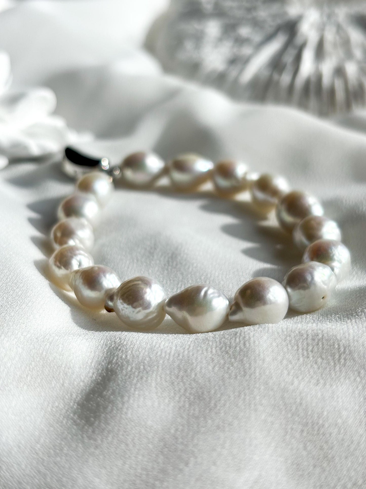 Pearl Whispers – White Baroque Pearl Bracelet