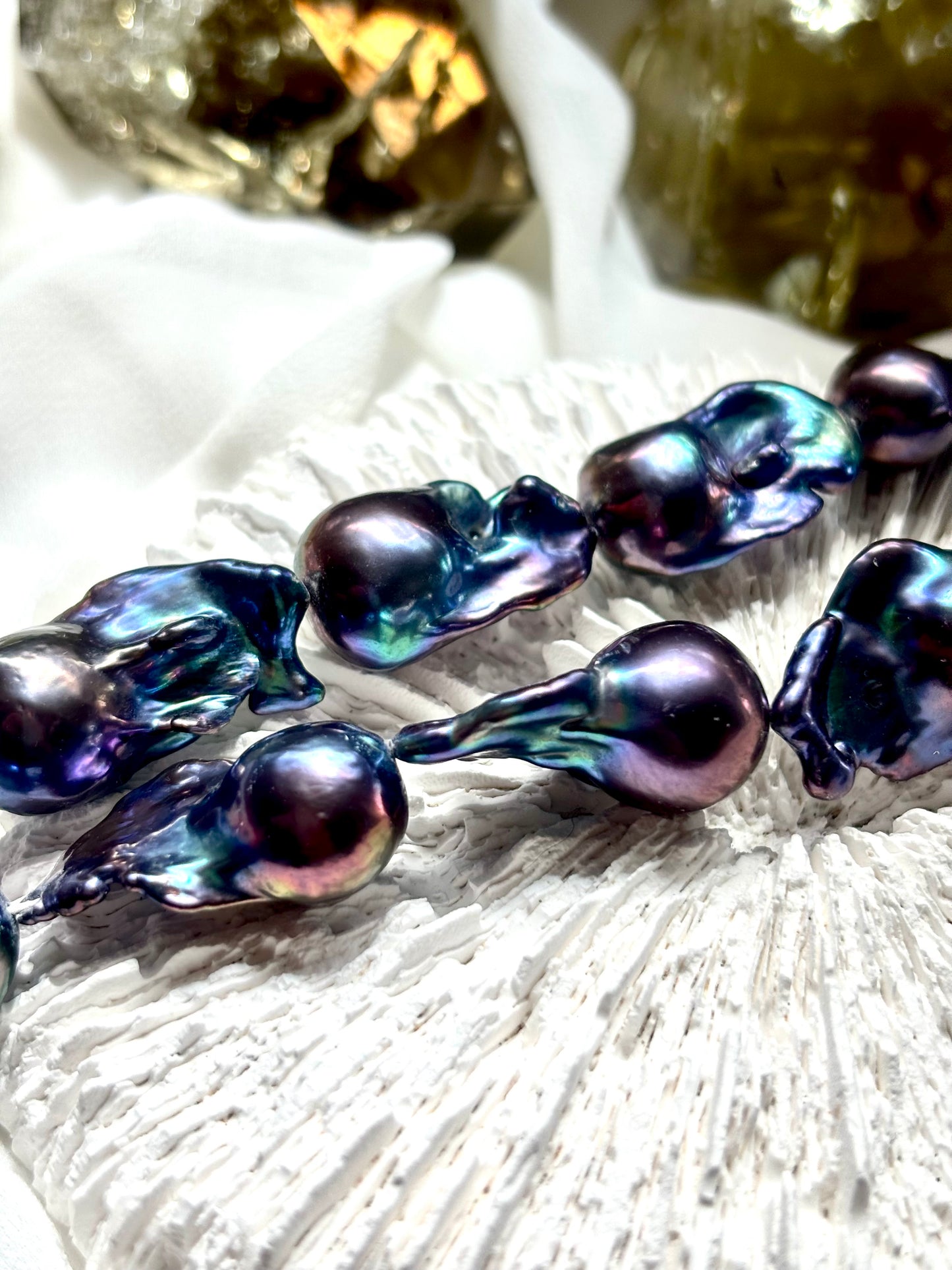 Deep Sea Whisper – Black Baroque Pearl Necklace