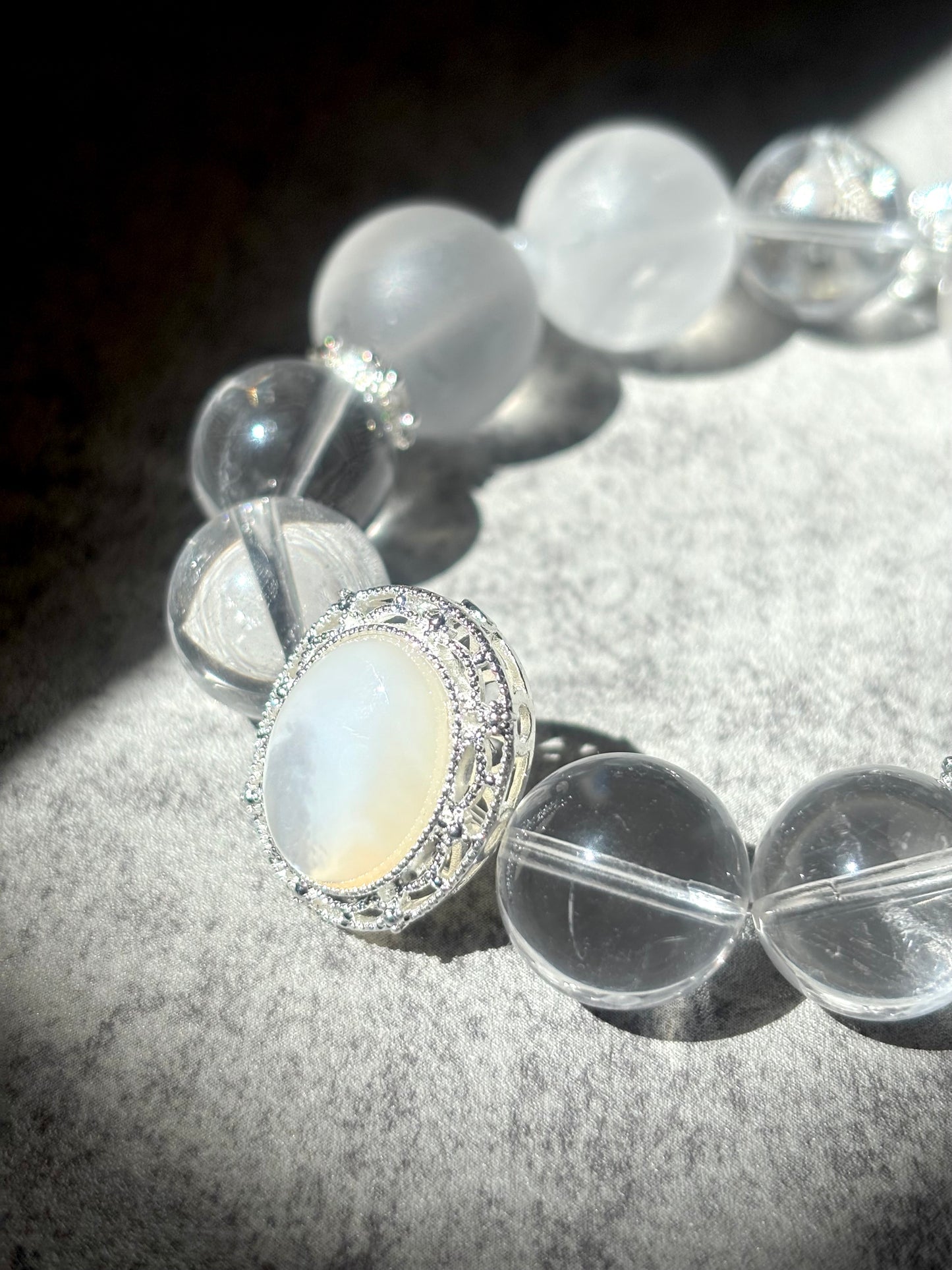 Moon Whisper – Clear Quartz x Mother of Pearl Bracelet