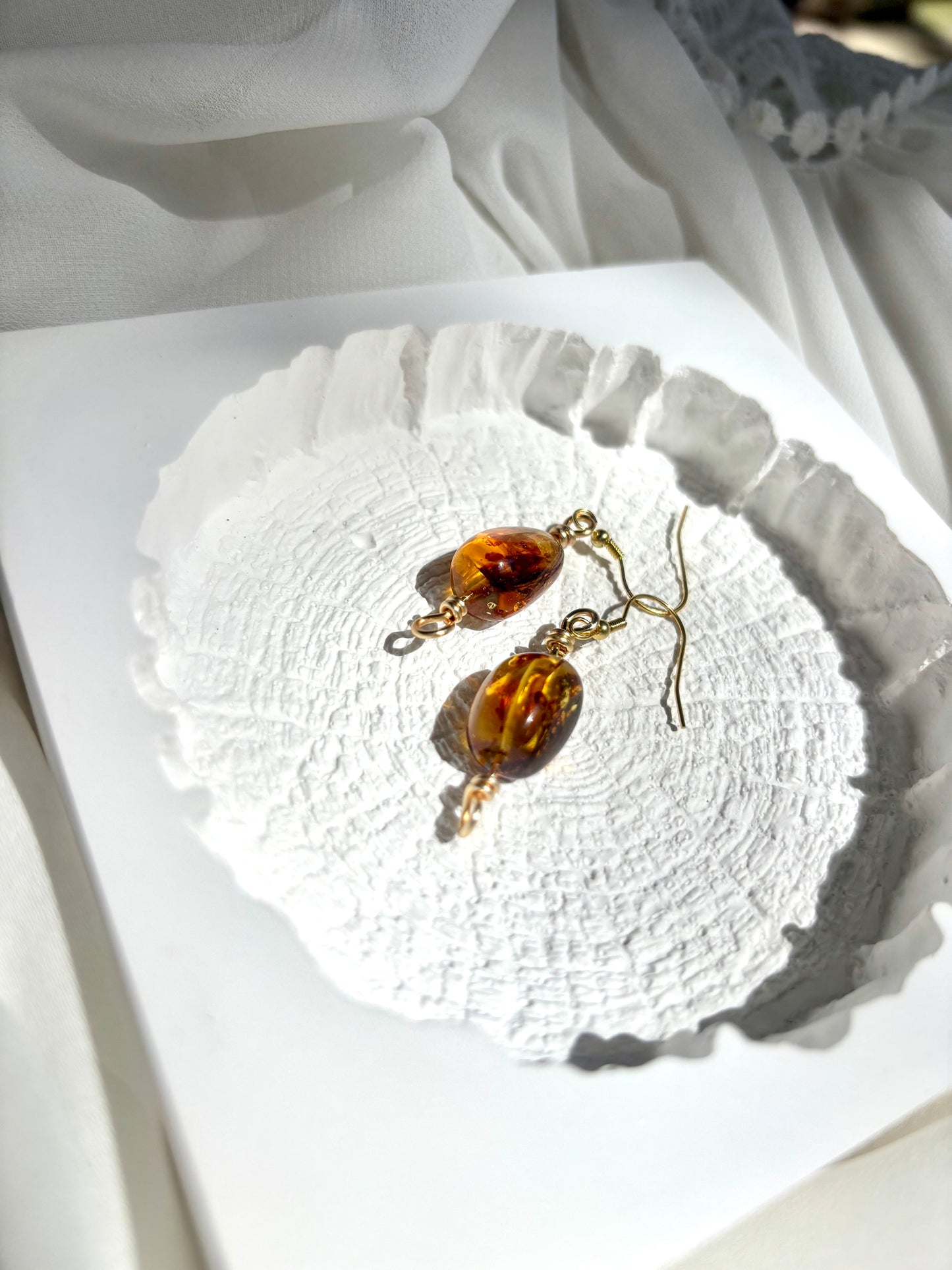 Elegant Chunky Natural Amber Dangling Gold-Plated 925 Sterling Silver Wire Earrings