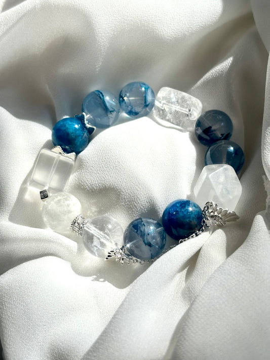 Celestial Whisper – Blue Apatite & Clear Quartz Angel Bracelet