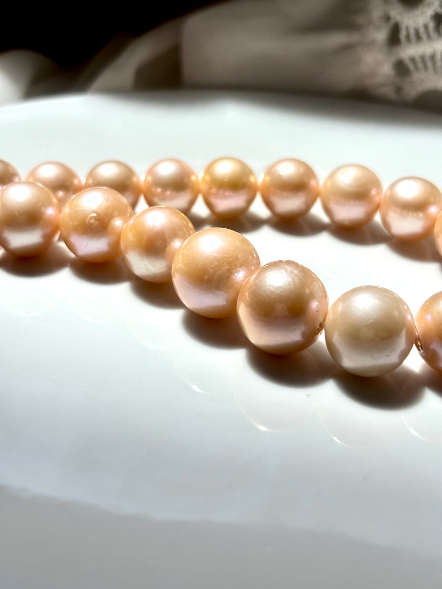 Orange Jasmine Bloom – Warm Peach Glow Pearl Necklace